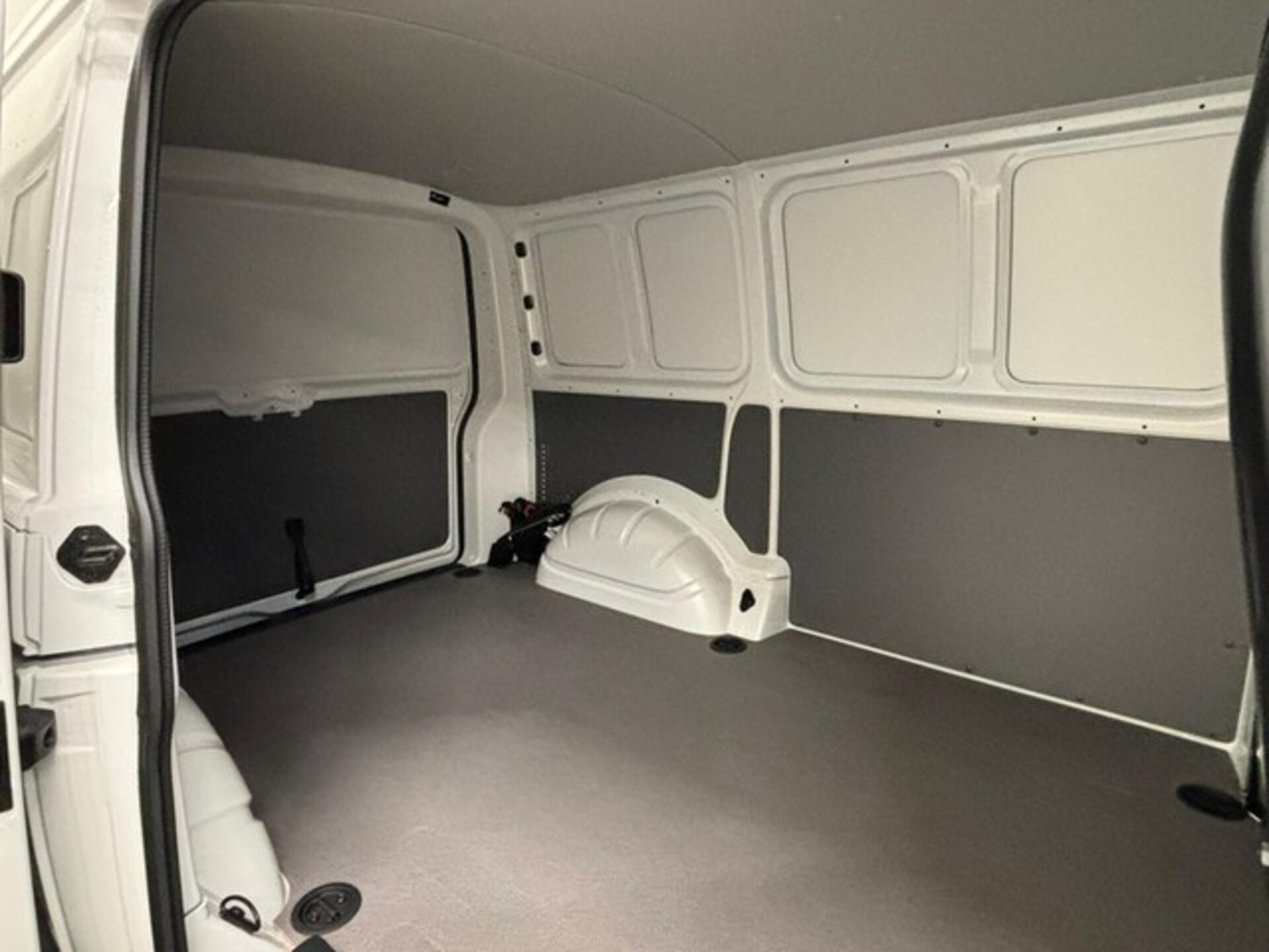 Volkswagen T6.1 Transporter Kasten kurzer Radstand