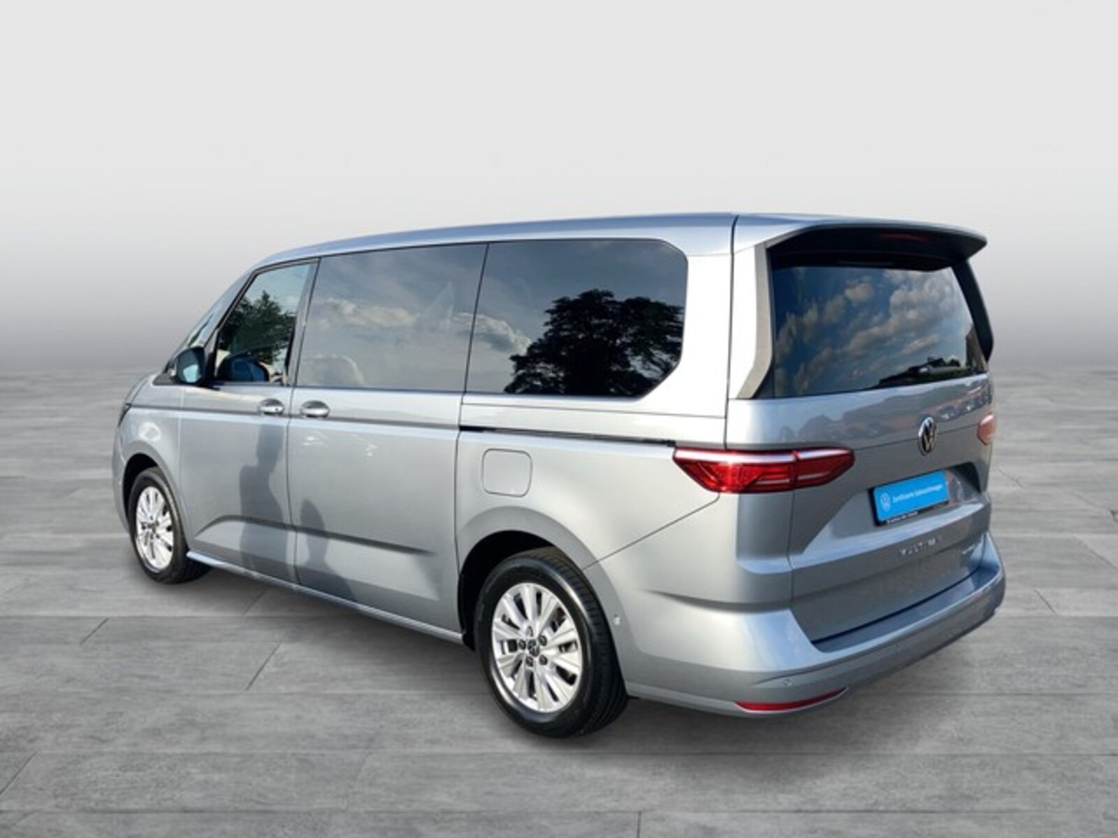 Volkswagen Multivan Langversion – Bild 3