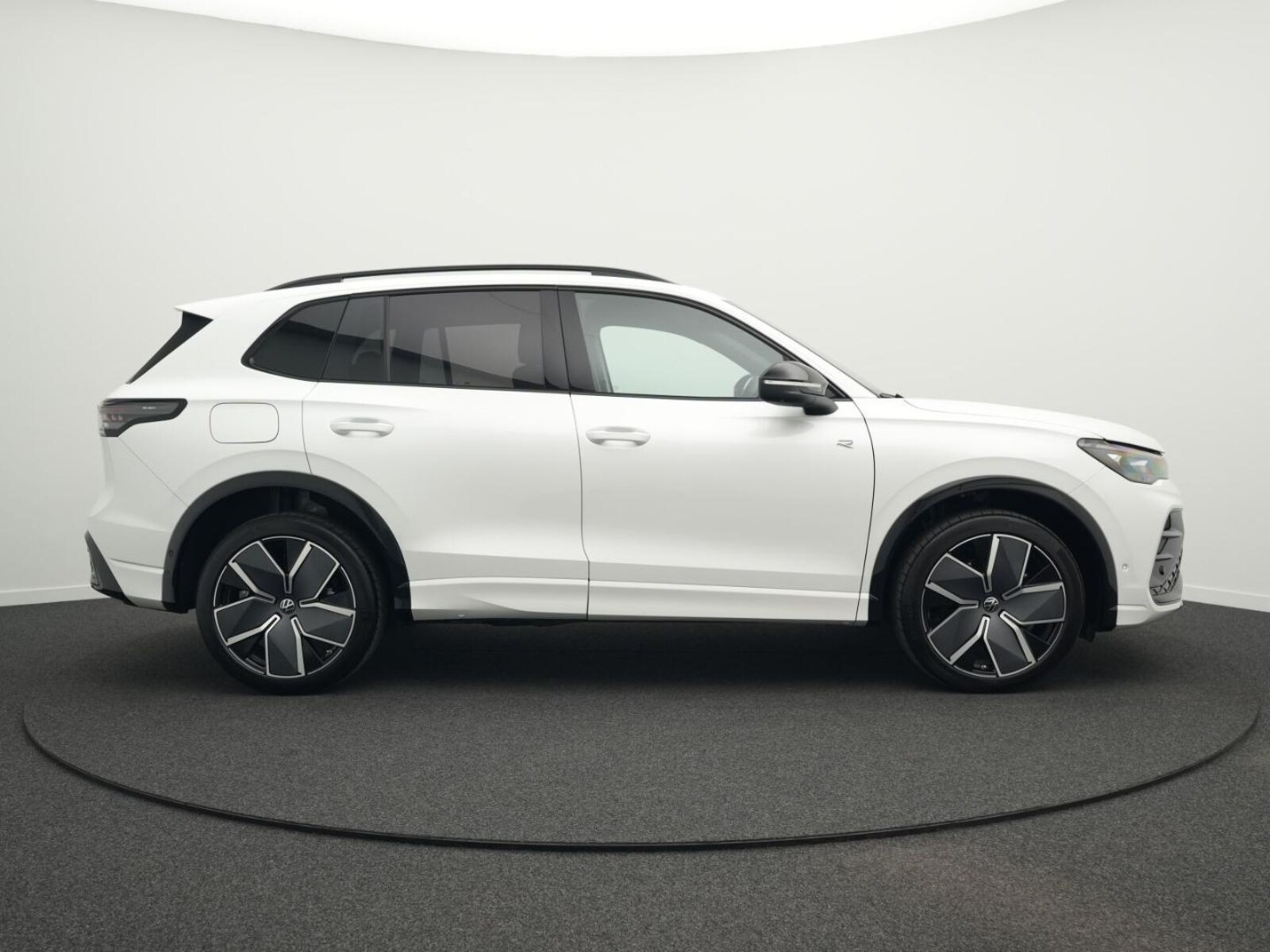 Volkswagen Tiguan – Bild 15