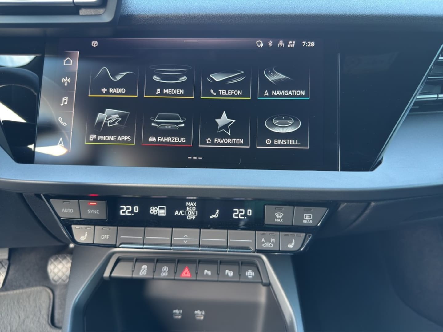 Bild über Audi A3 Sportback advanced 35 TFSI Schaltgetriebe - für weitere Informationen kontaktieren Sie den Audi Partner