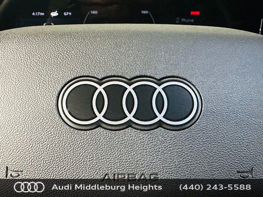 2025 Audi Q5 Premium - Photo 16