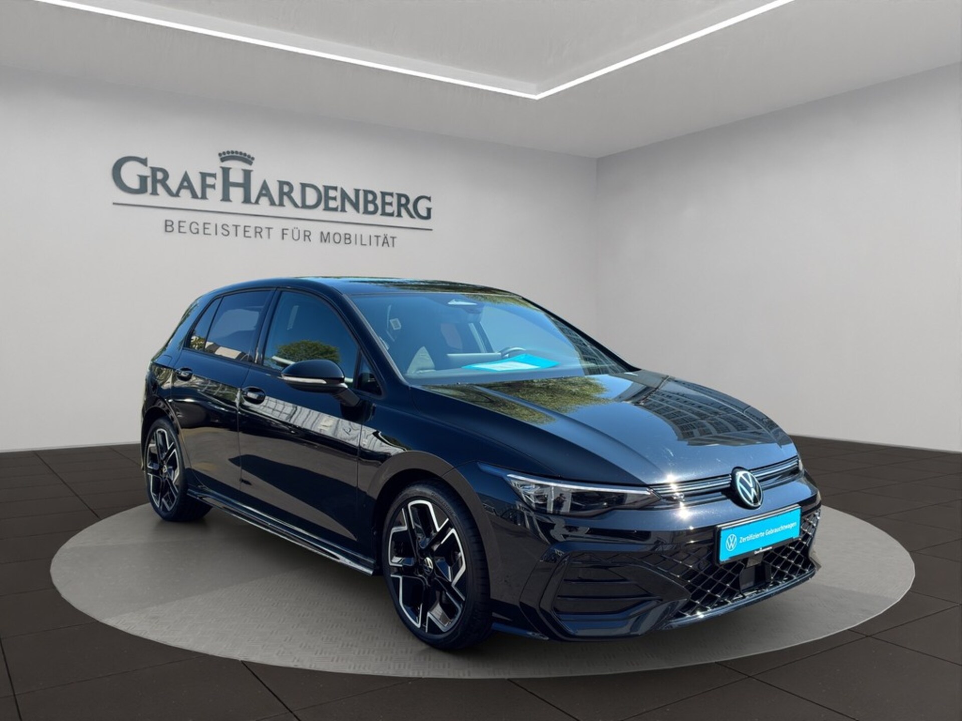 Volkswagen Golf R-Line