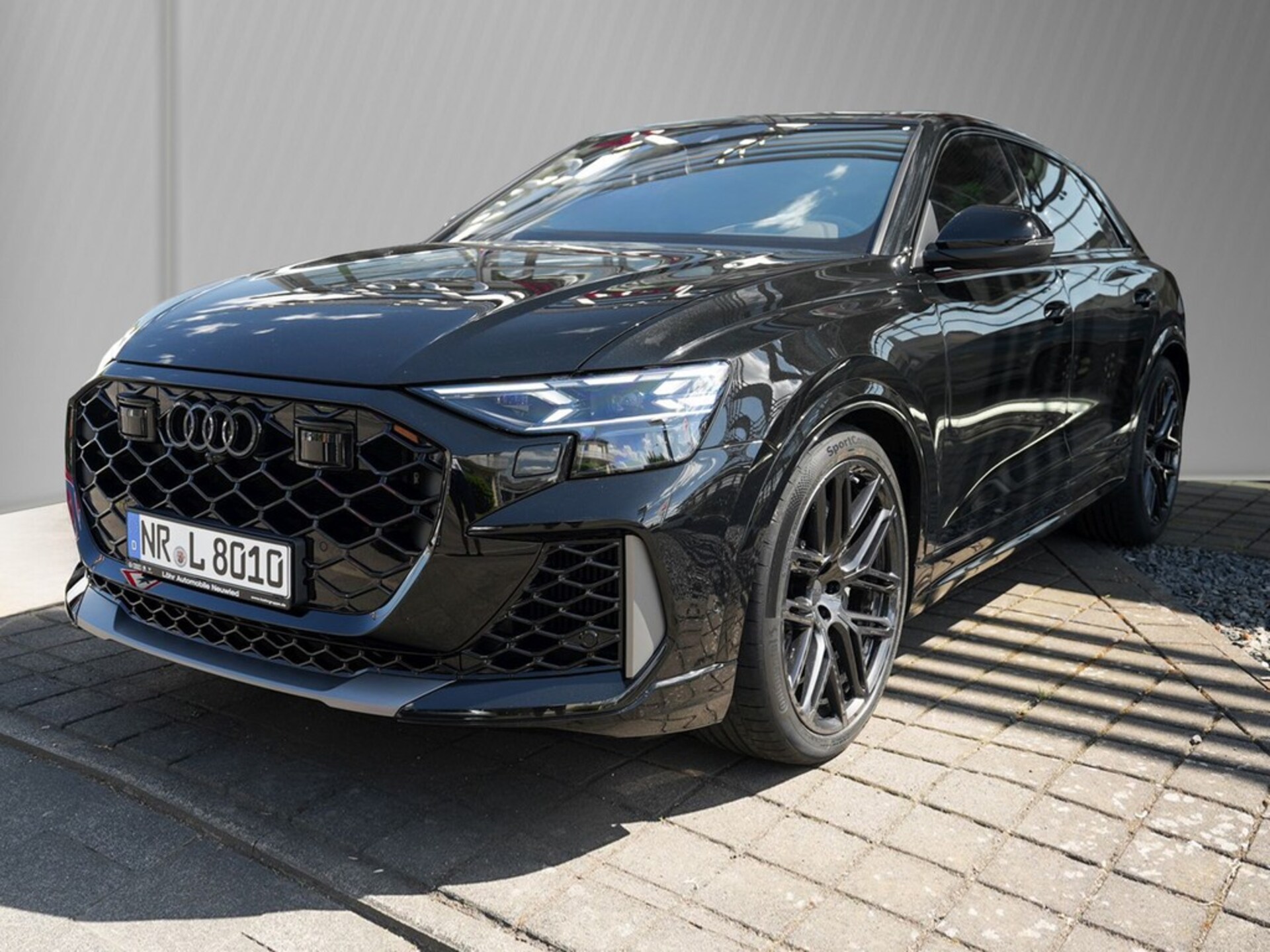 Audi RS Q8 SUV performance