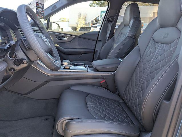 2026 Audi SQ7 Premium Plus - Photo 13