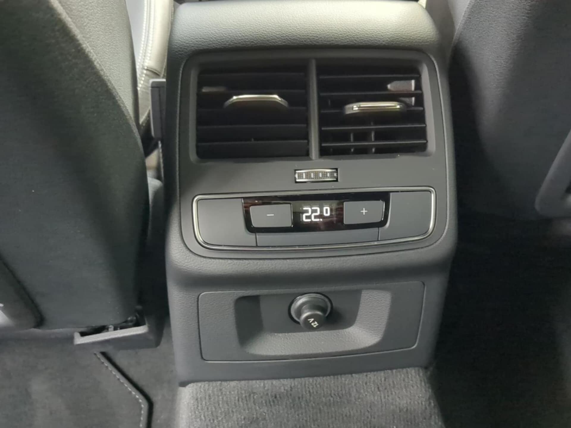 Audi A4 Avant S line