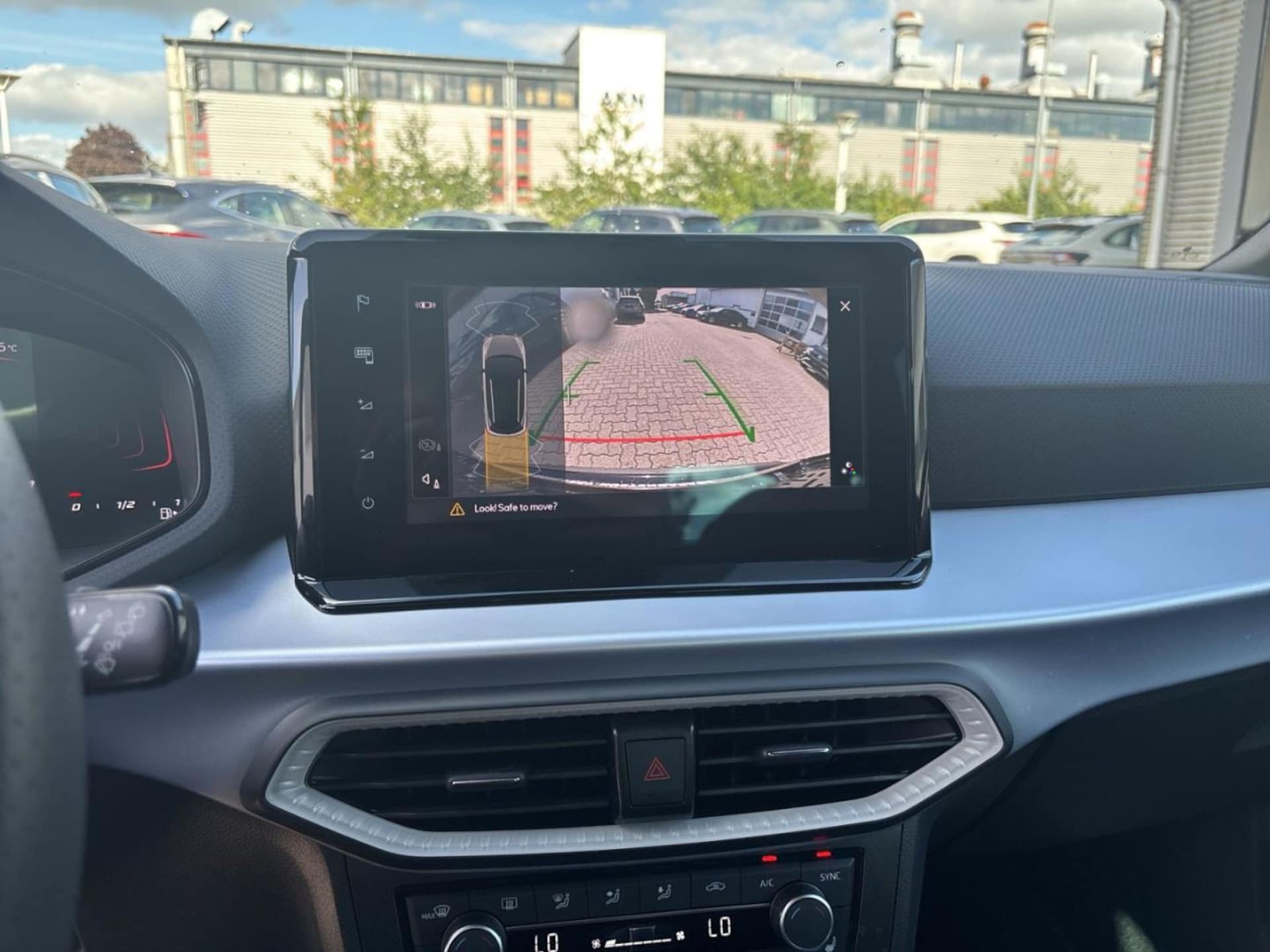 SEAT Arona FR