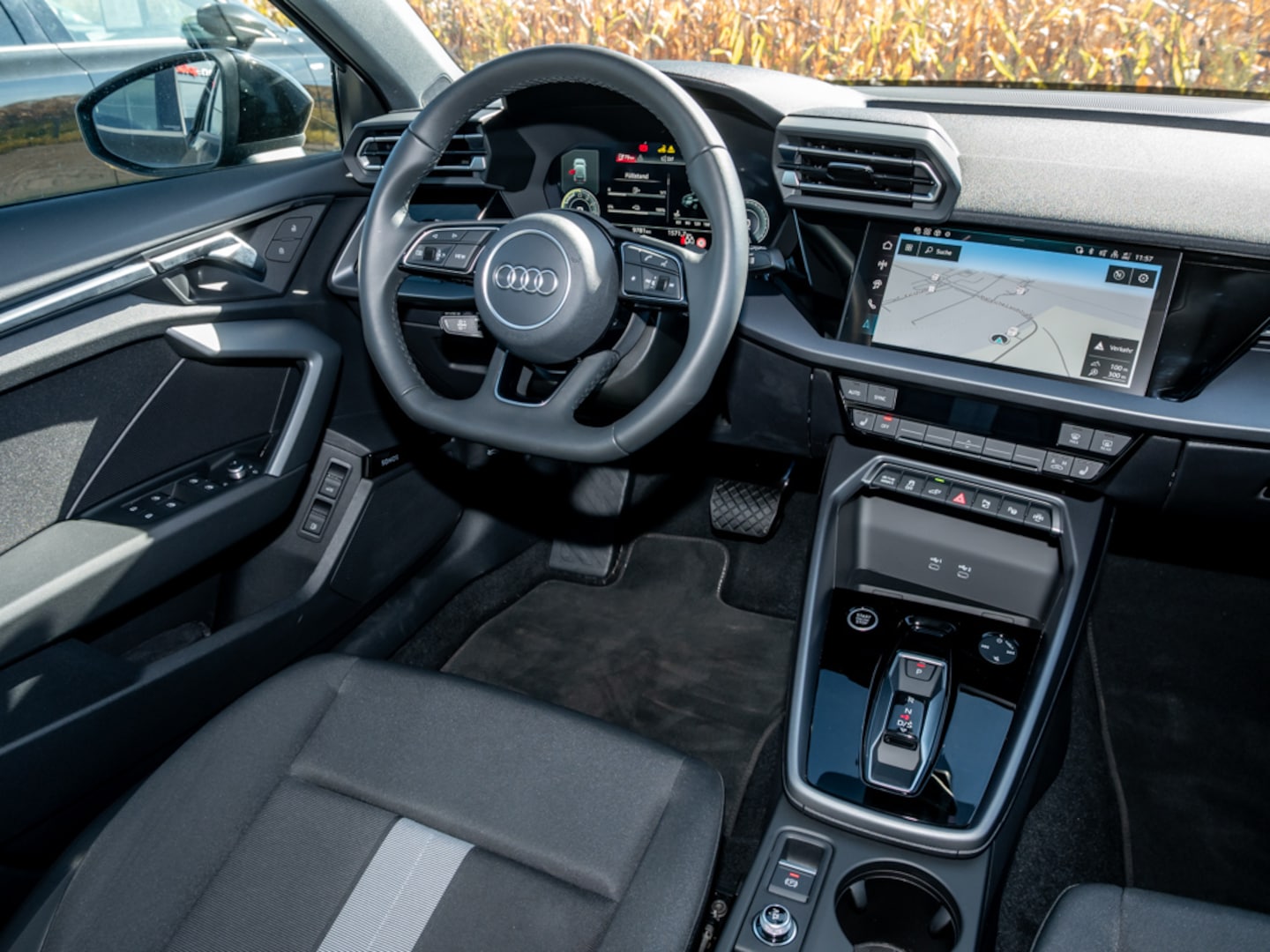Bild über Audi A3 Sportback TFSI e advanced 40 TFSI e S tronic - für weitere Informationen kontaktieren Sie den Audi Partner