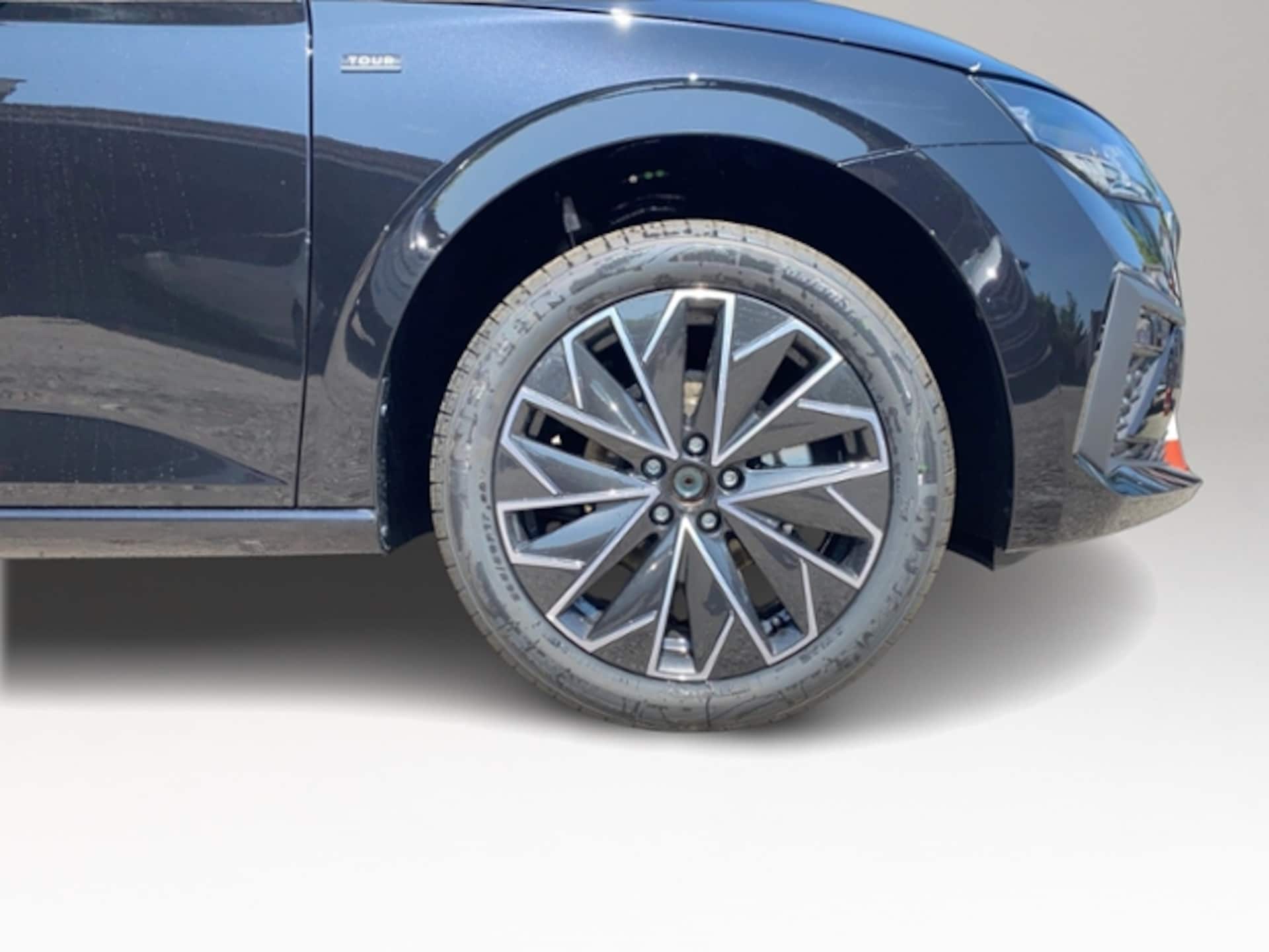 Skoda Scala Tour