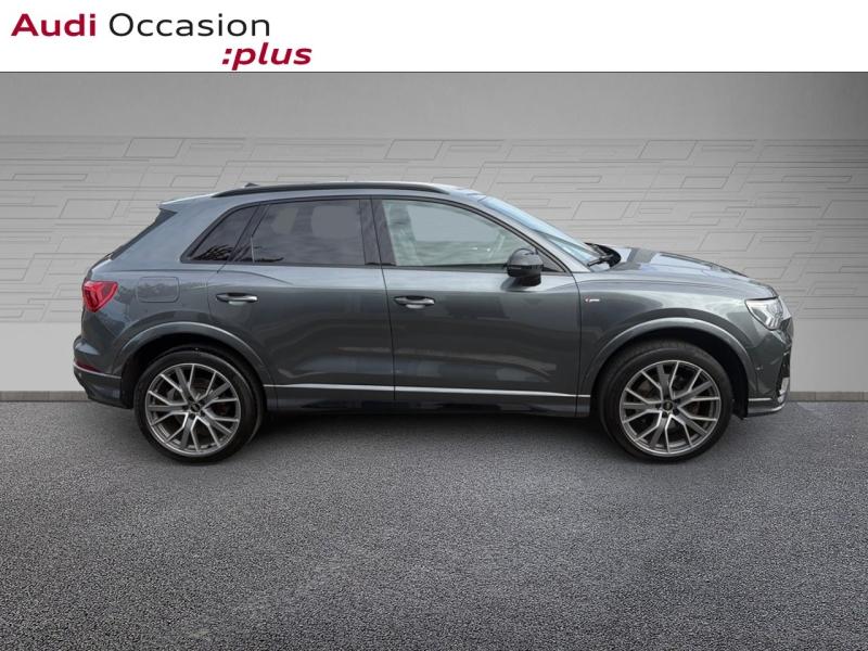 Image about Audi Q3 TFSI e S line 45 TFSI e 180 kW (245 ch) S tronic