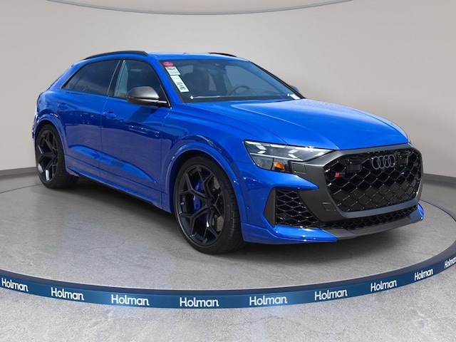 2026 Audi RS Q8 SUV performance