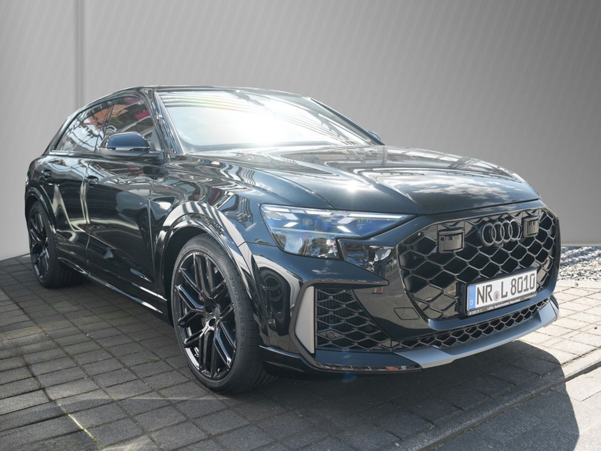 Audi RS Q8 SUV performance