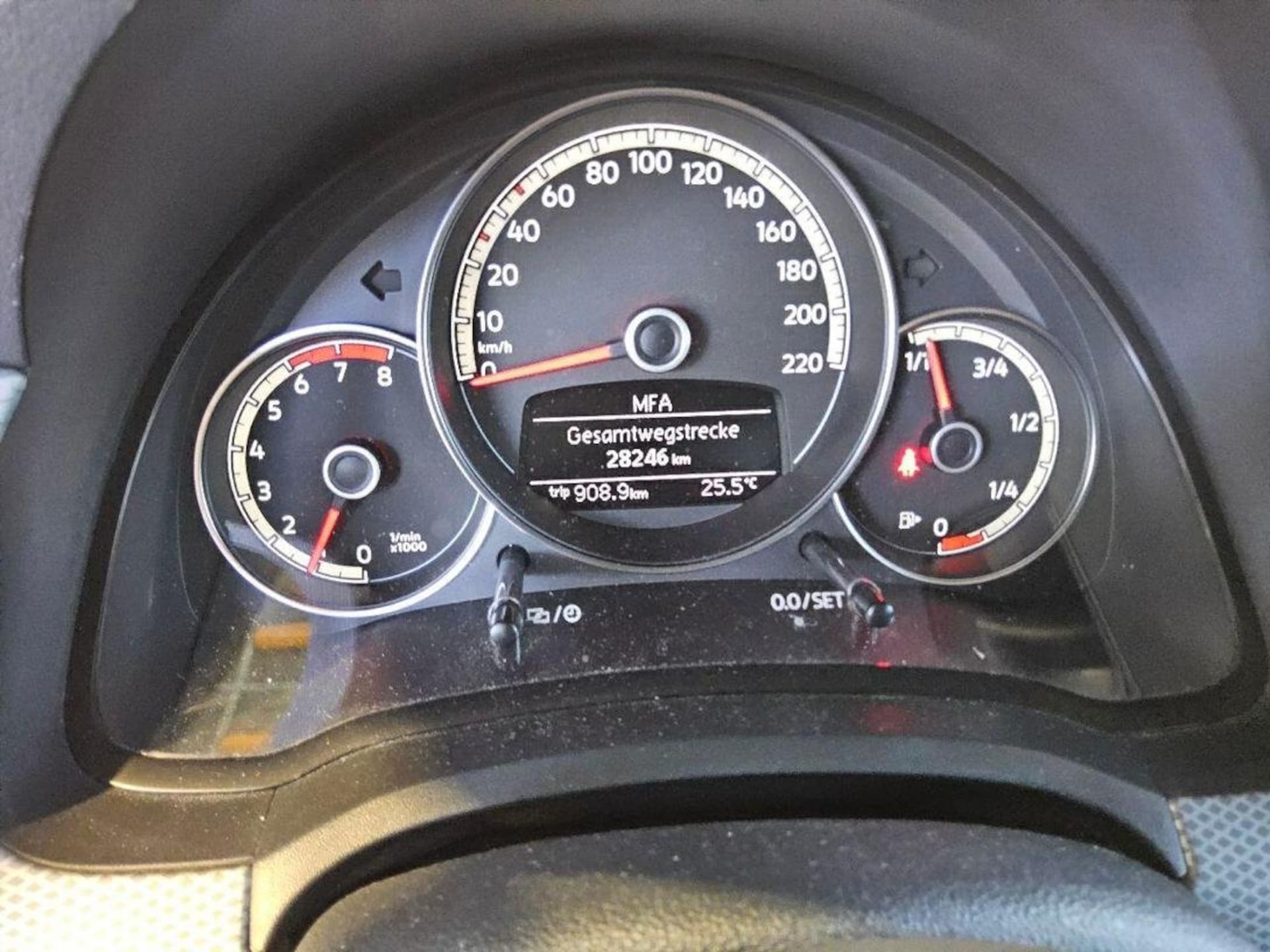 Volkswagen up! ACTIVE