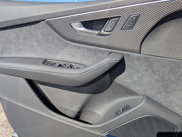 2026 Audi SQ7 Premium Plus - Photo 16
