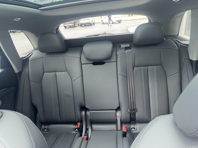 2025 Audi New Q5 Premium - Photo 25