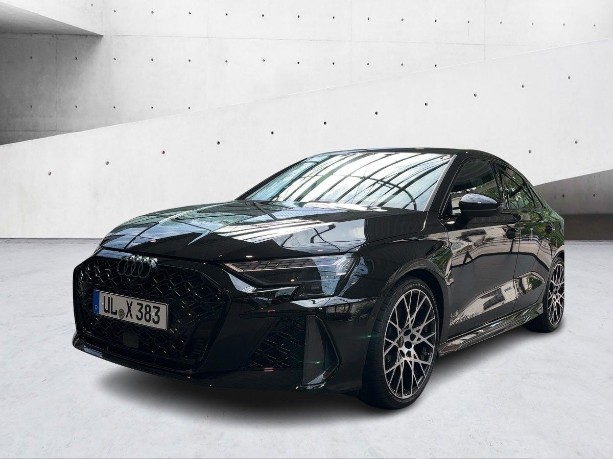 Image about Audi RS 3 Limousine TFSI quattro S tronic