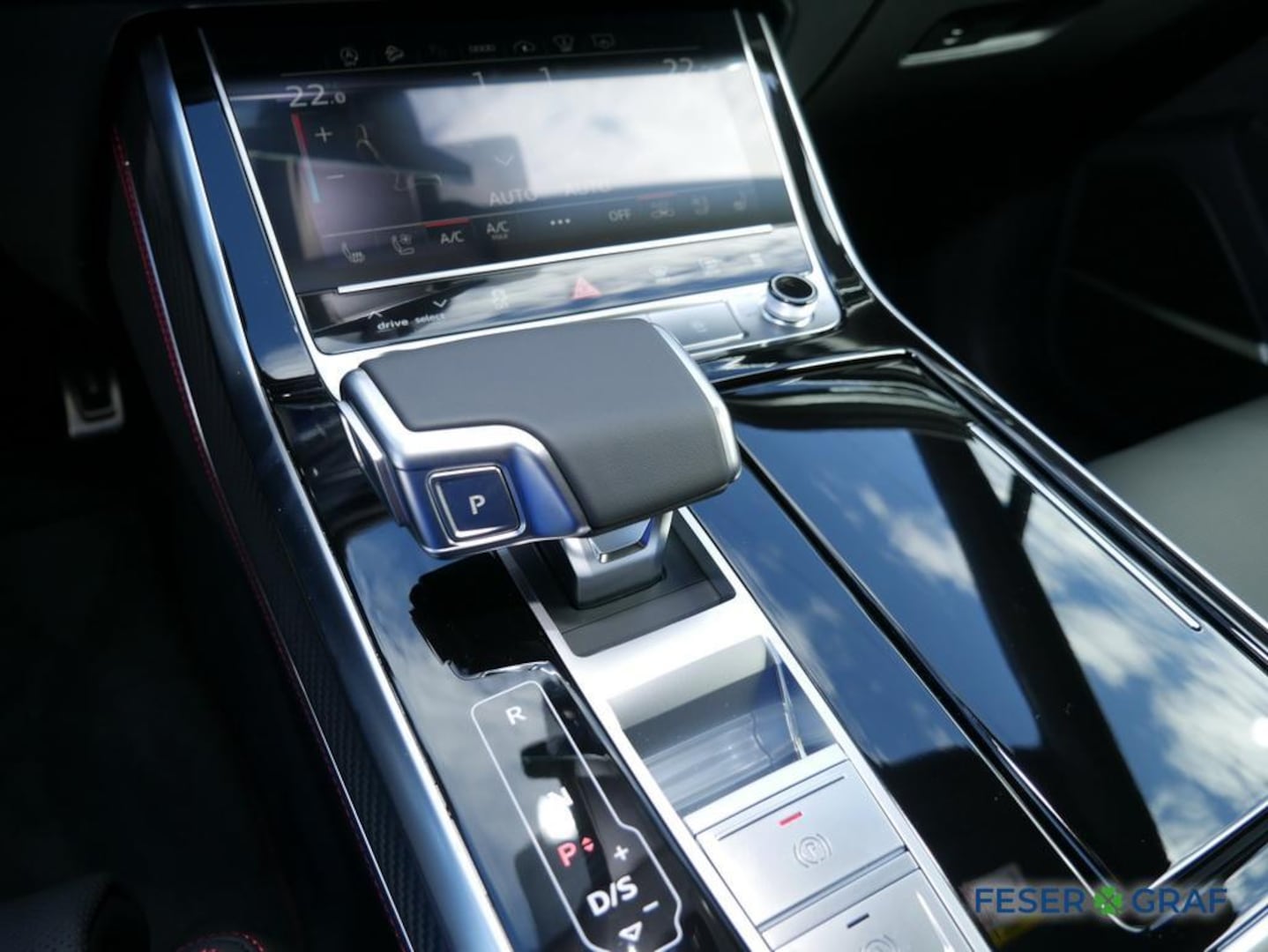Bild über Audi Q7 SUV S line business TDI quattro 210 kW tiptronic - für weitere Informationen kontaktieren Sie den Audi Partner