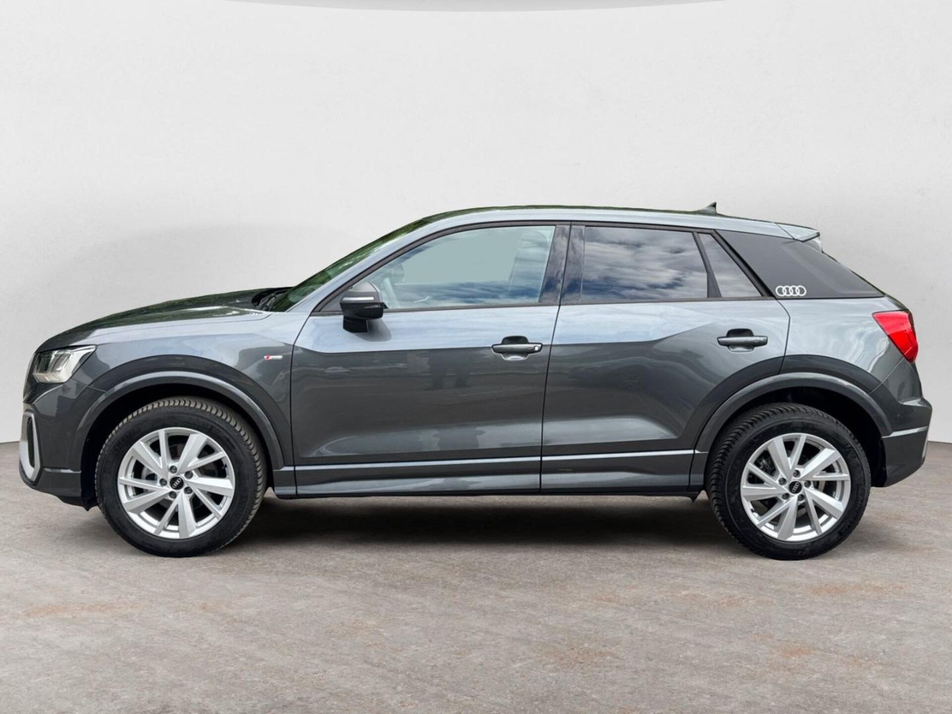 Audi Q2 S line