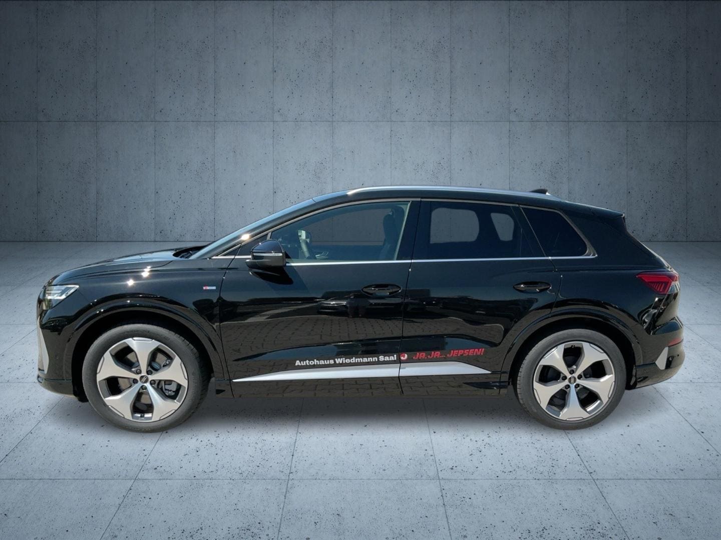 Bild über Audi Q4 SUV e-tron e-tron performance 210 kW - für weitere Informationen kontaktieren Sie den Audi Partner