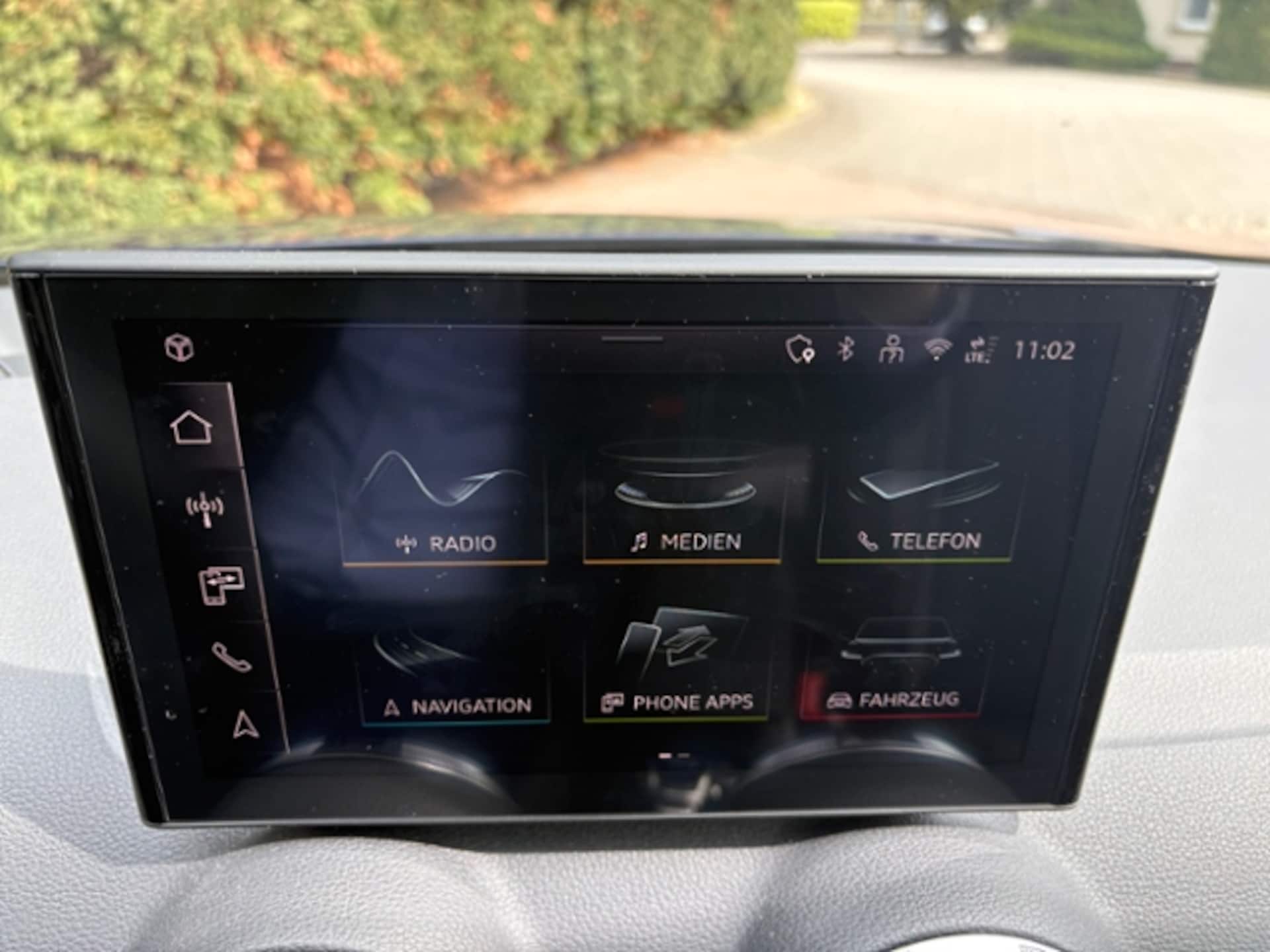 Audi Q2 S line