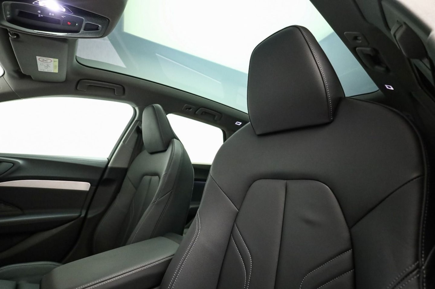 Bild über Audi A5 Avant TDI quattro 150 kW S tronic - für weitere Informationen kontaktieren Sie den Audi Partner