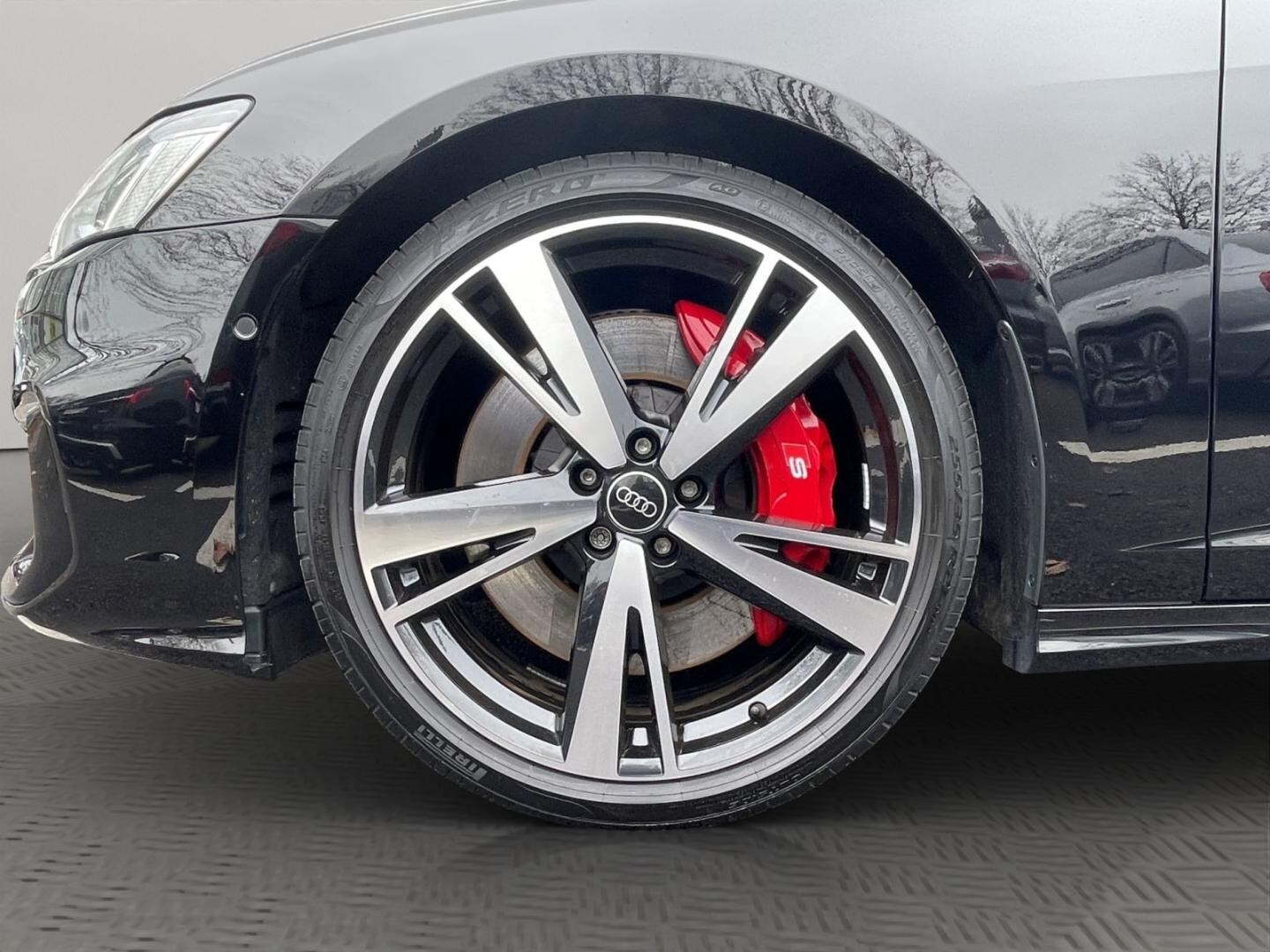 Bild über Audi S6 Limousine TDI quattro tiptronic - für weitere Informationen kontaktieren Sie den Audi Partner