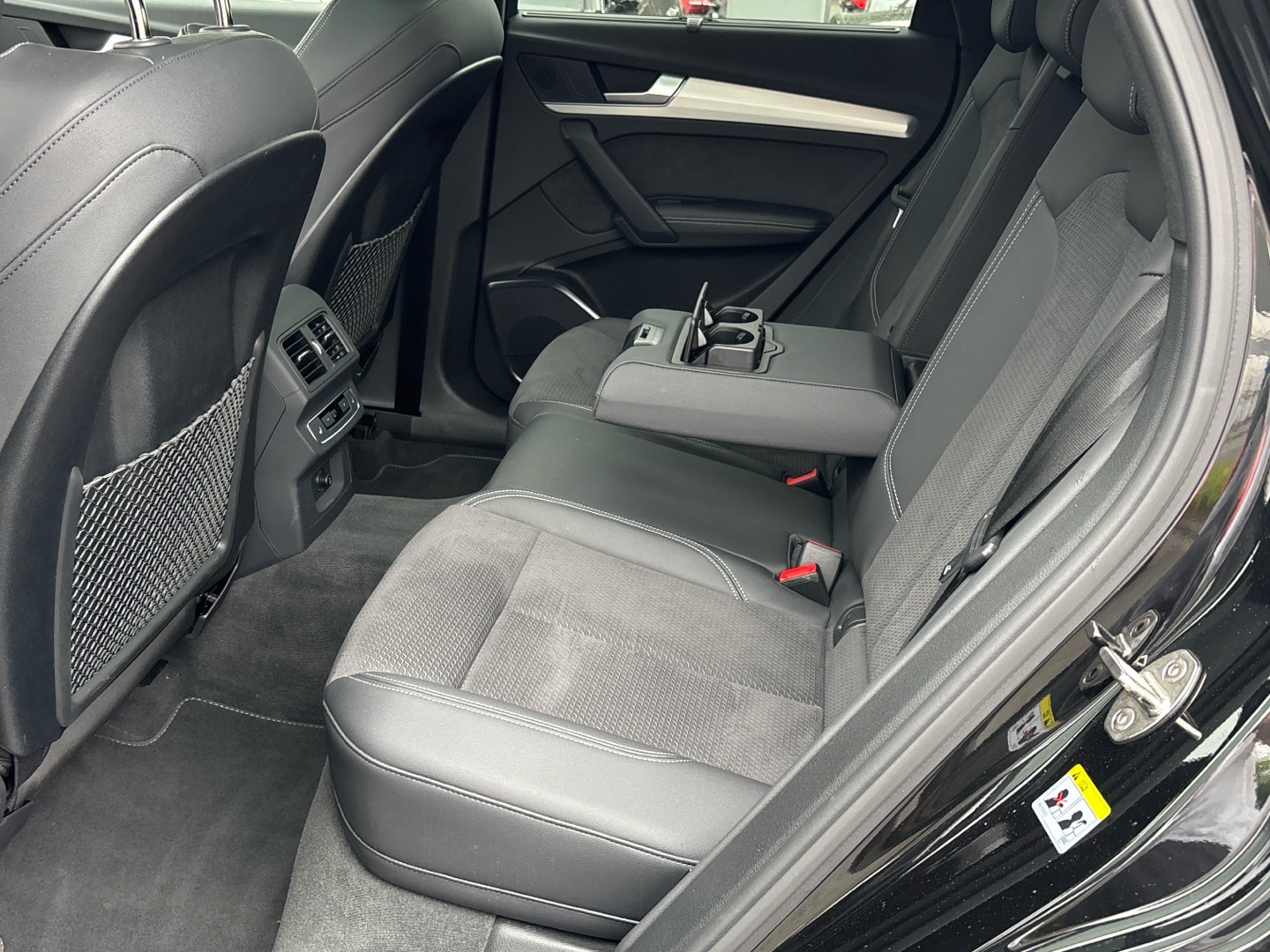 Bild über Audi Q5 Sportback 40 TDI quattro S tronic - für weitere Informationen kontaktieren Sie den Audi Partner