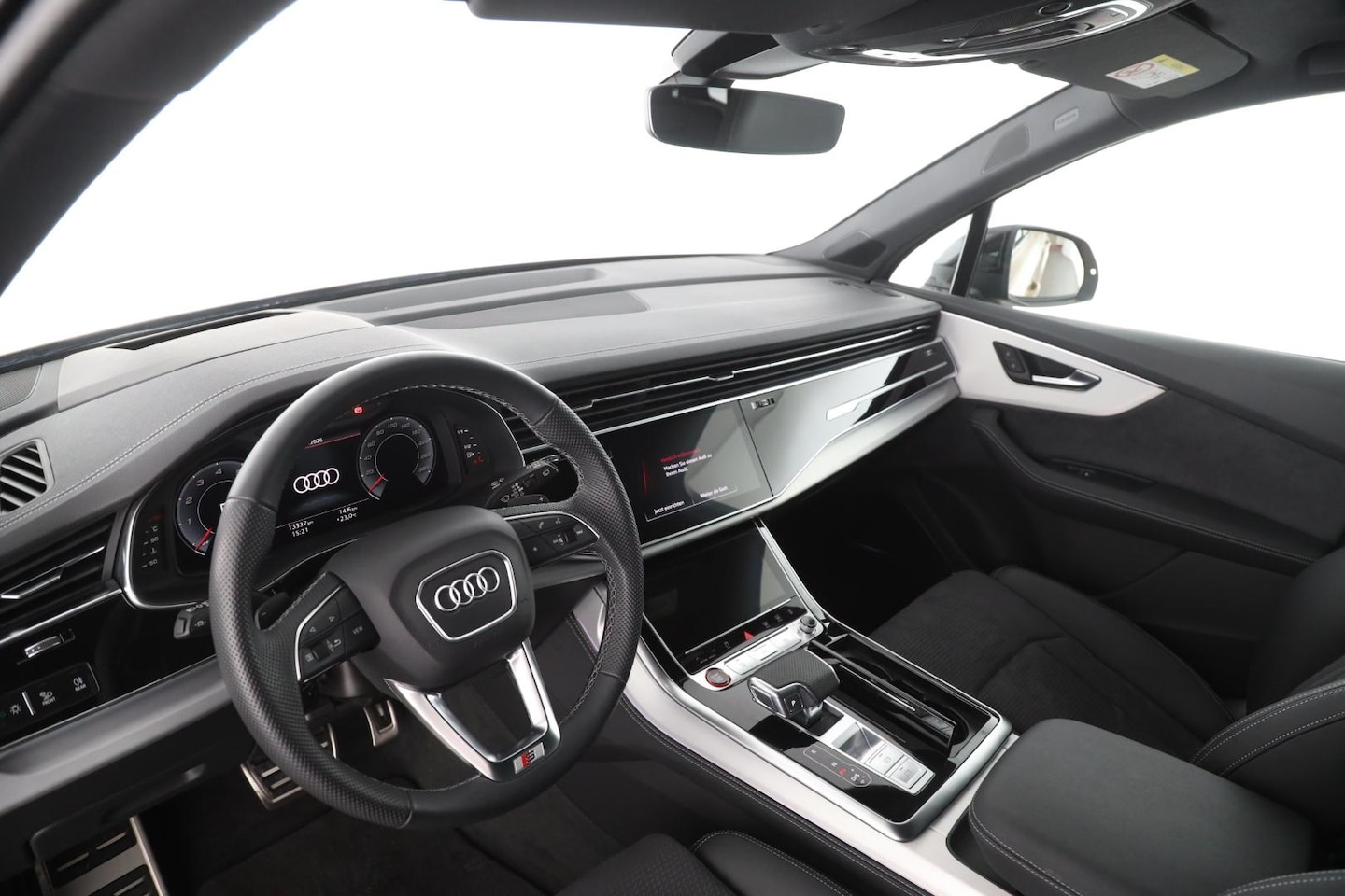 Bild über Audi SQ7 SUV TFSI quattro 373 kW tiptronic - für weitere Informationen kontaktieren Sie den Audi Partner