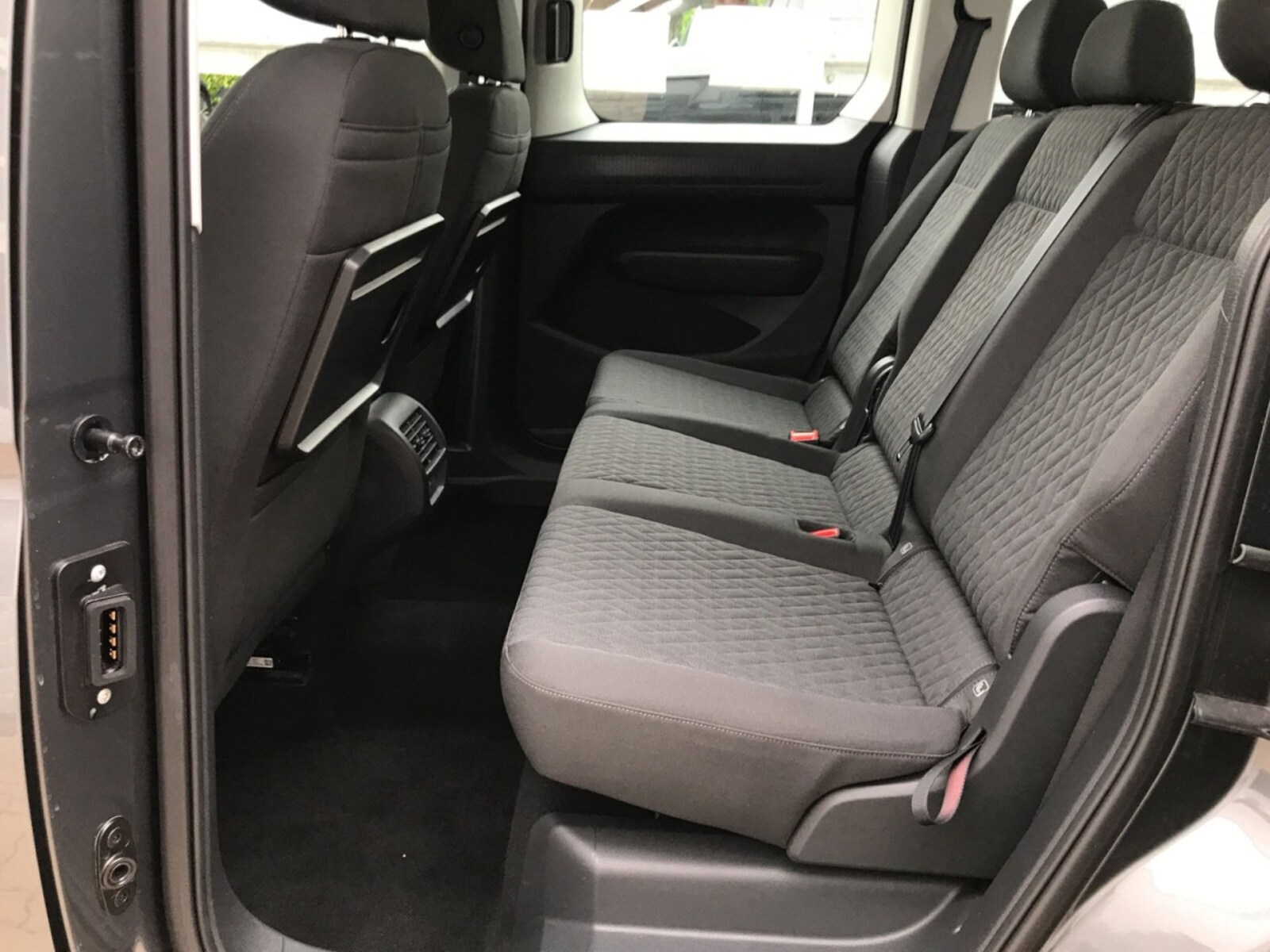 Volkswagen Caddy – Bild 10