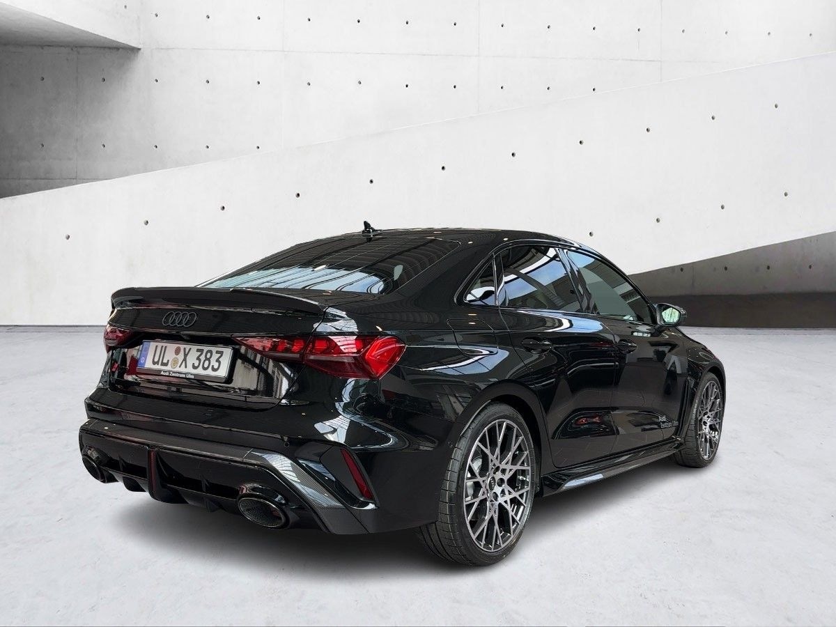 Image about Audi RS 3 Limousine TFSI quattro S tronic