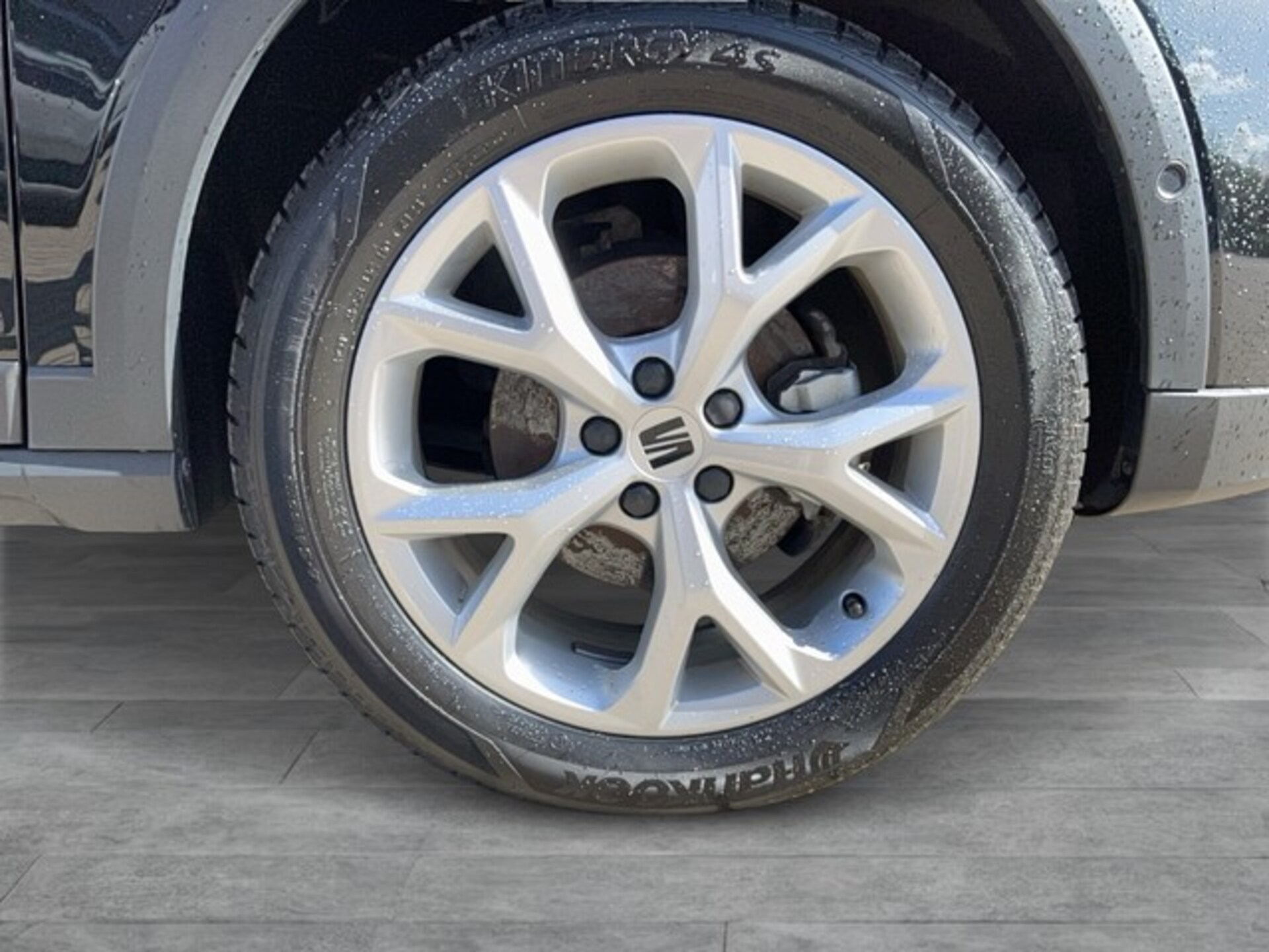 SEAT Arona FR