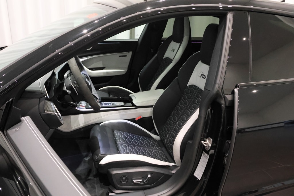 Bild som visar Audi RS 7 Sportback RS 7 Sportback performance 630 hk tiptronic - för mer information kontakta din Audi Partner