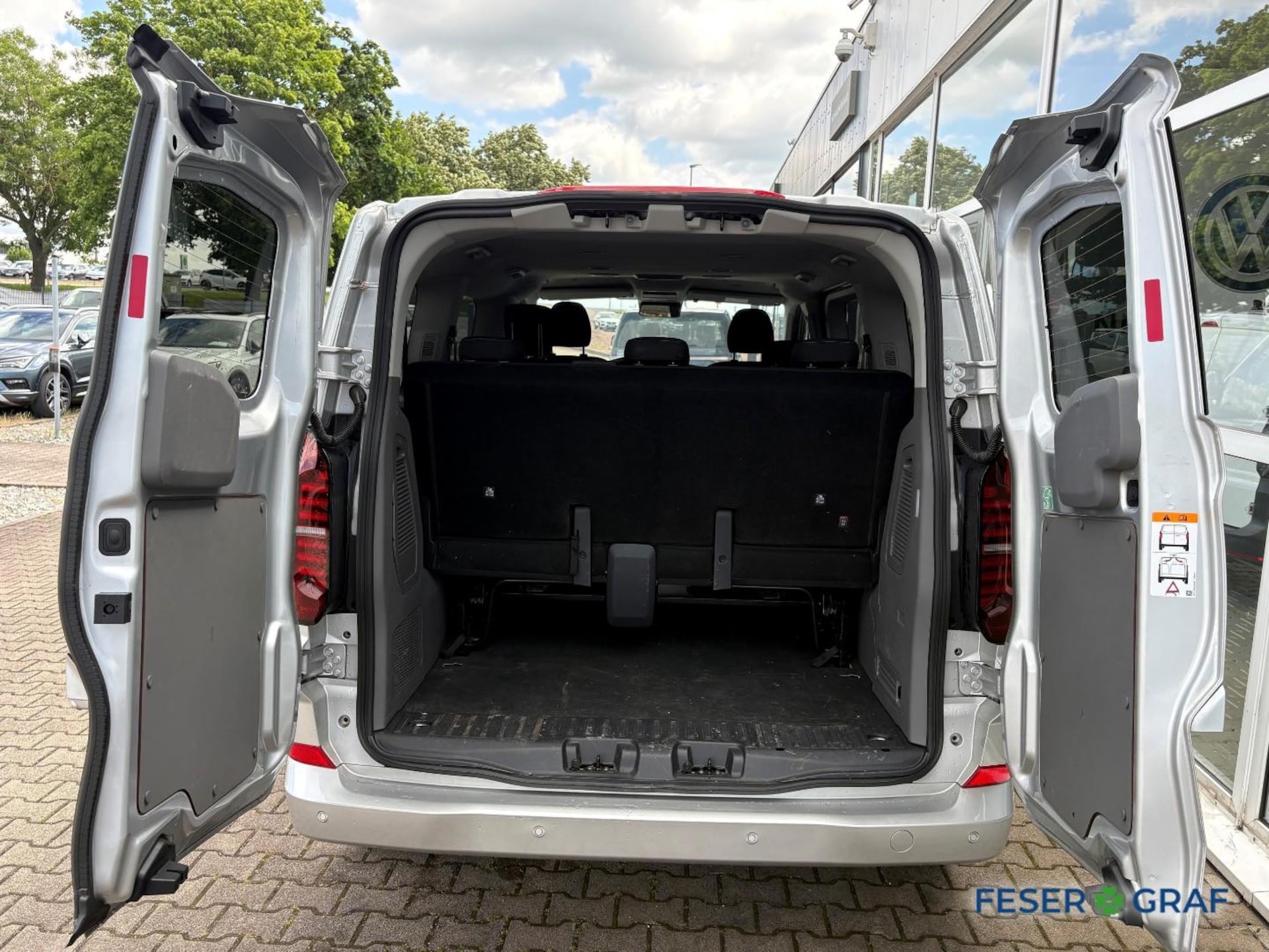 Volkswagen Caravelle Life