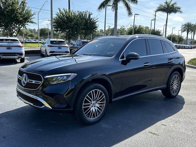 2024 Mercedes-Benz GLC 300