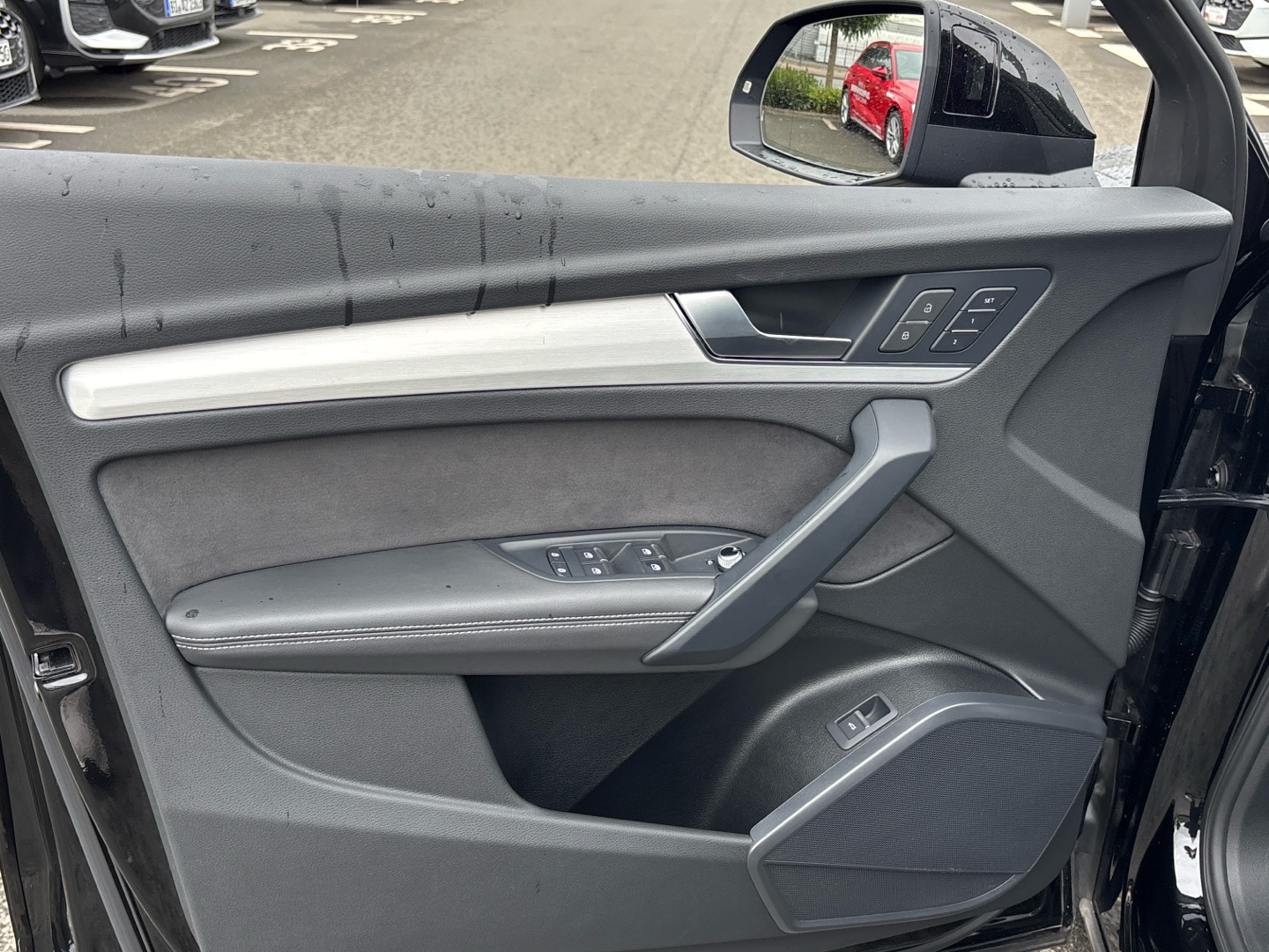 Bild über Audi Q5 Sportback 40 TDI quattro S tronic - für weitere Informationen kontaktieren Sie den Audi Partner