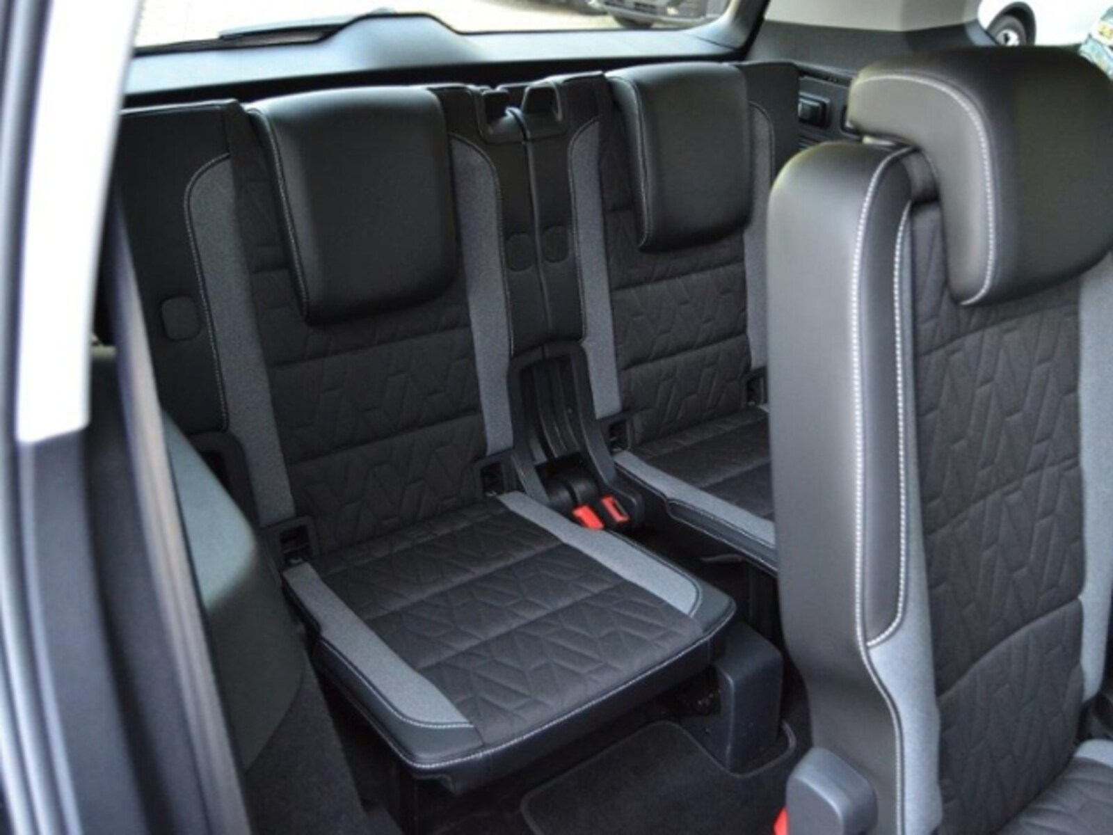 Volkswagen Touran – Bild 21