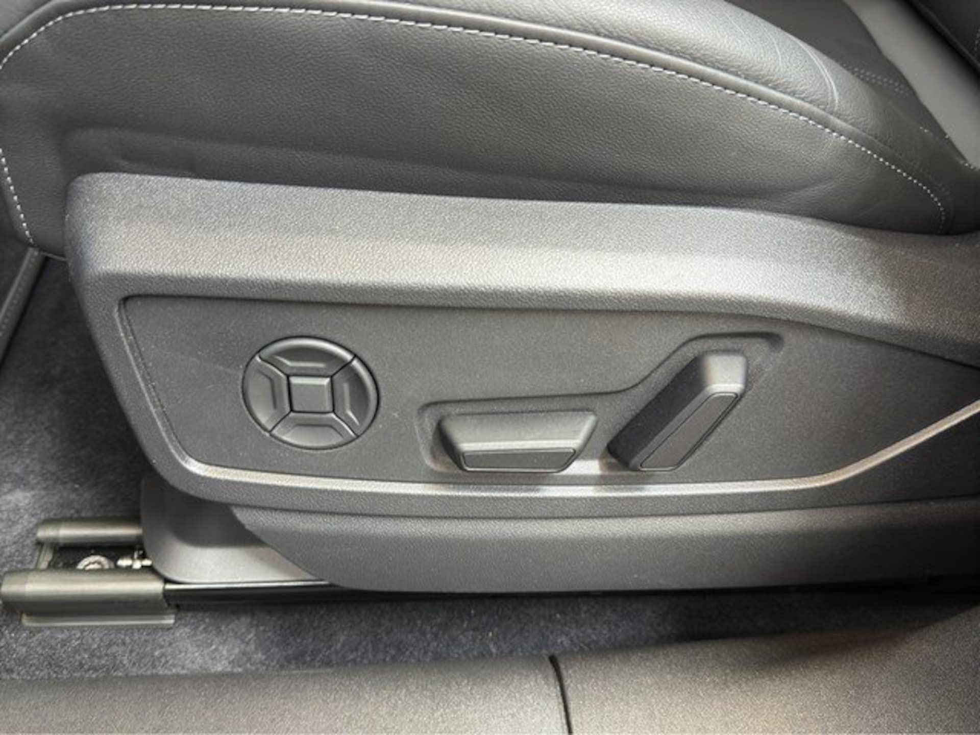 Audi Q5 SUV edition one
