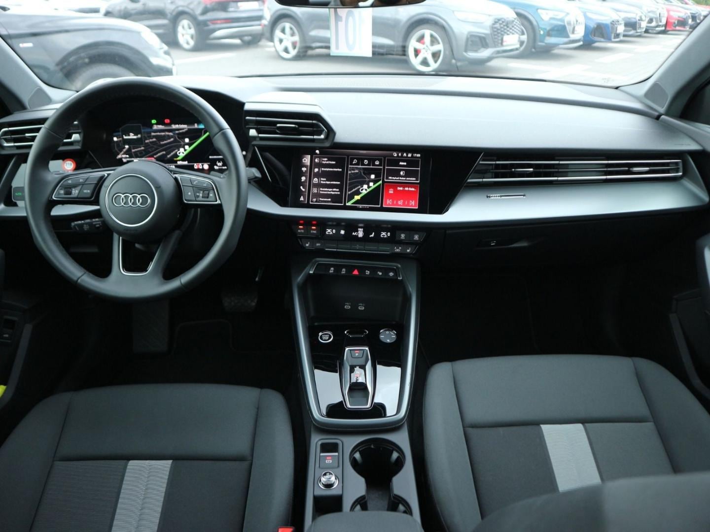 Bild über Audi A3 Limousine TDI S tronic - für weitere Informationen kontaktieren Sie den Audi Partner