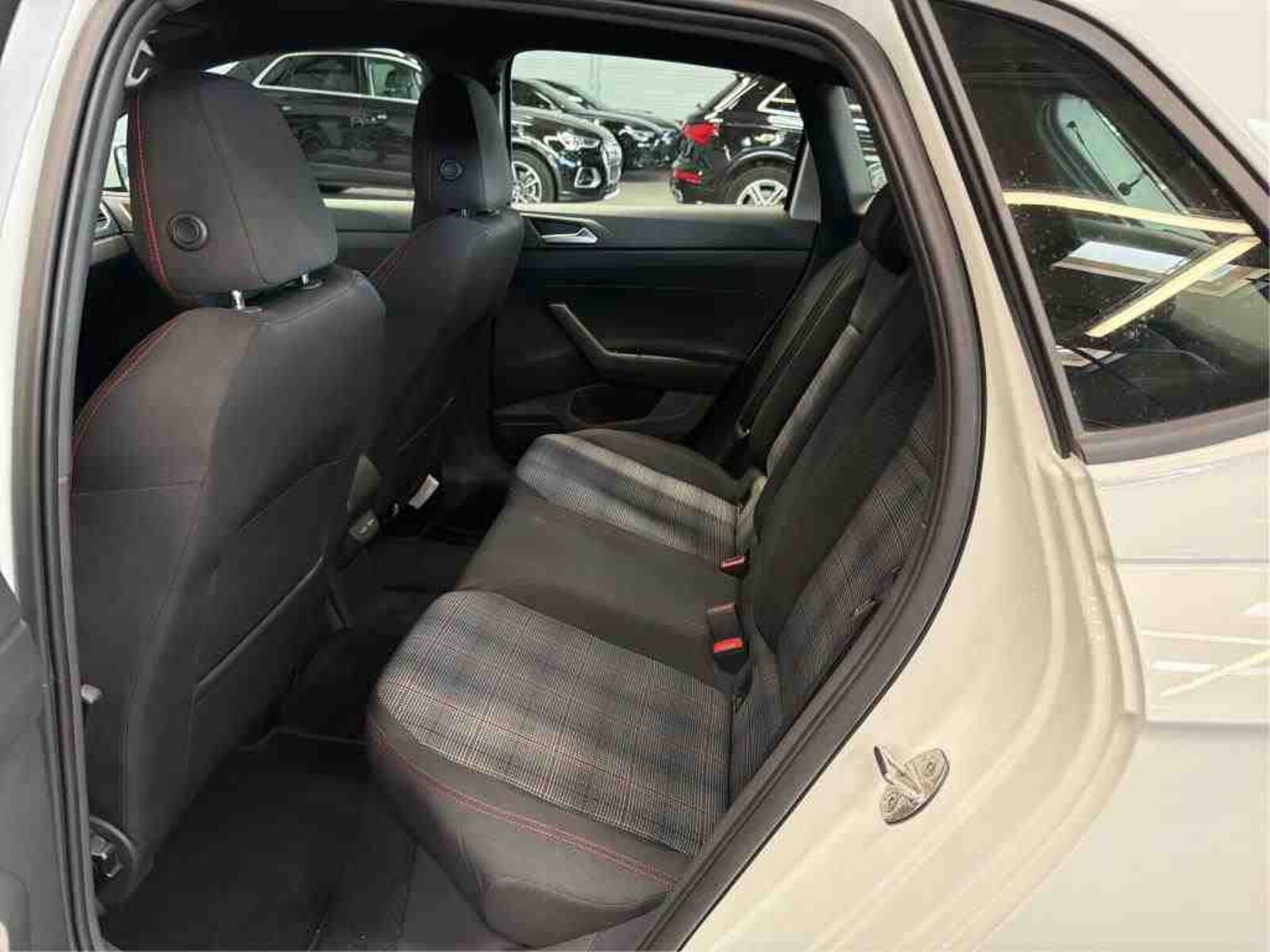Volkswagen Polo – Bild 8
