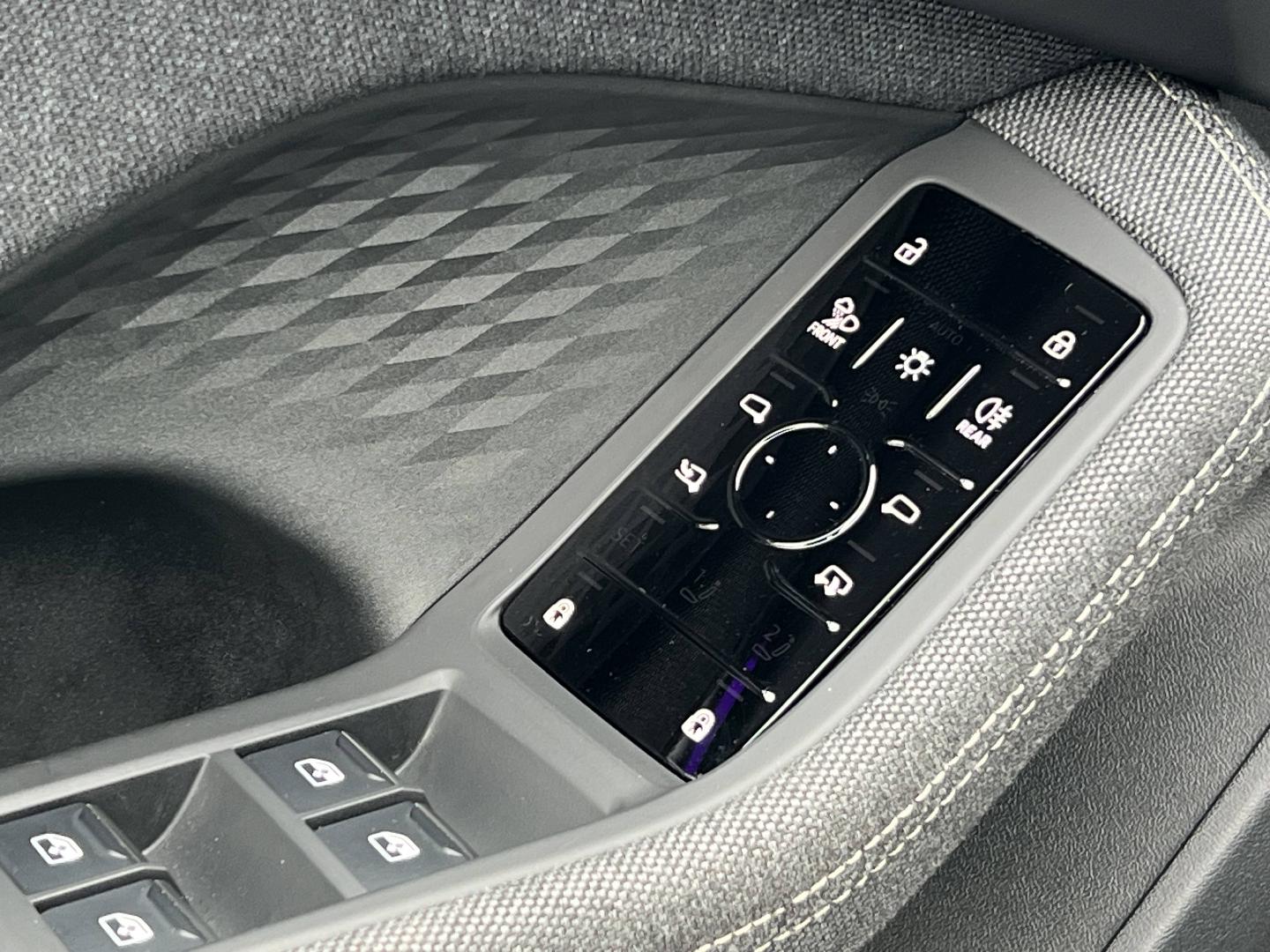 Image about Audi A5 Avant Design TDI Hybride 204 ch S tronic