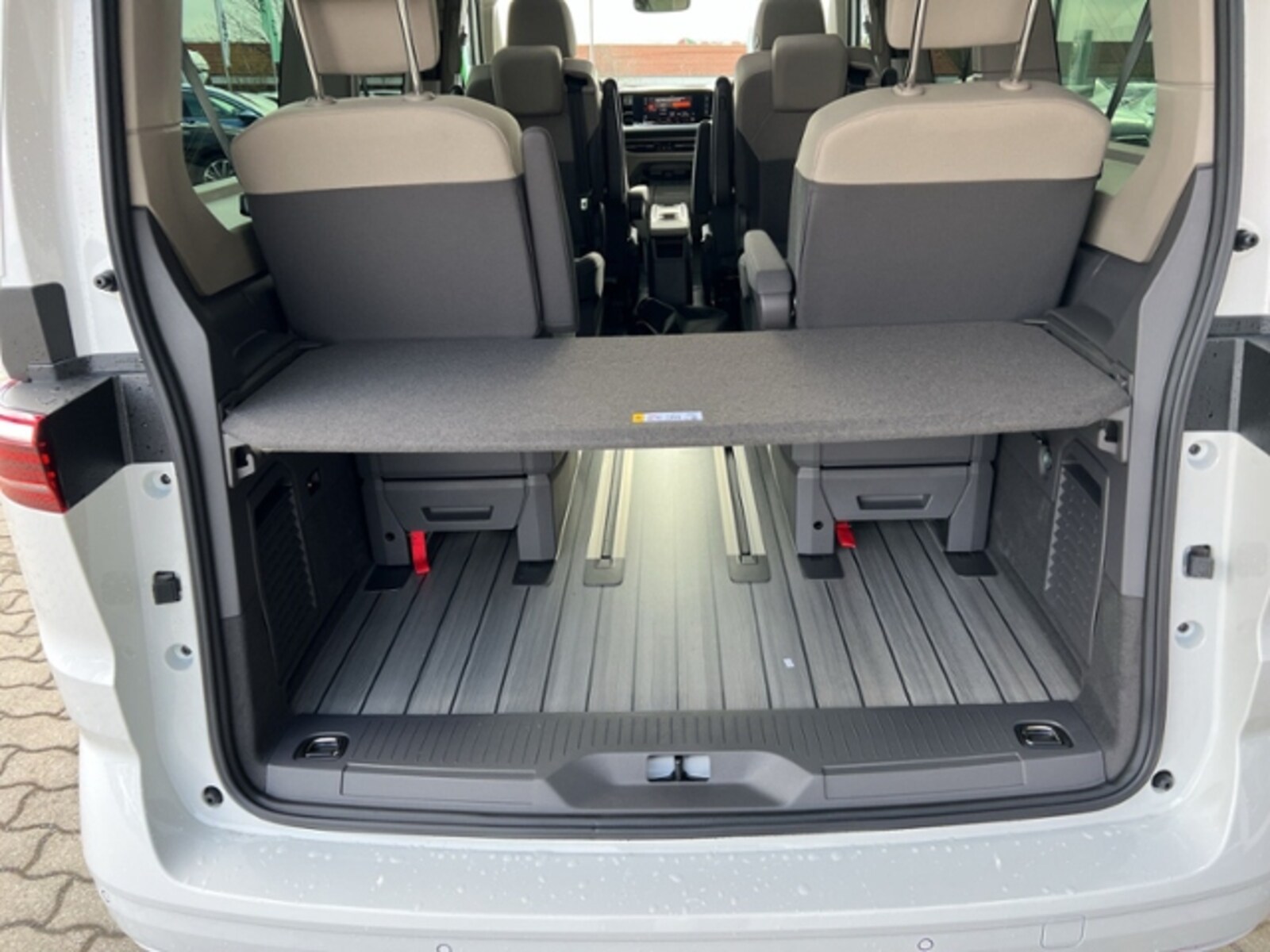 Volkswagen Multivan Langversion – Bild 10