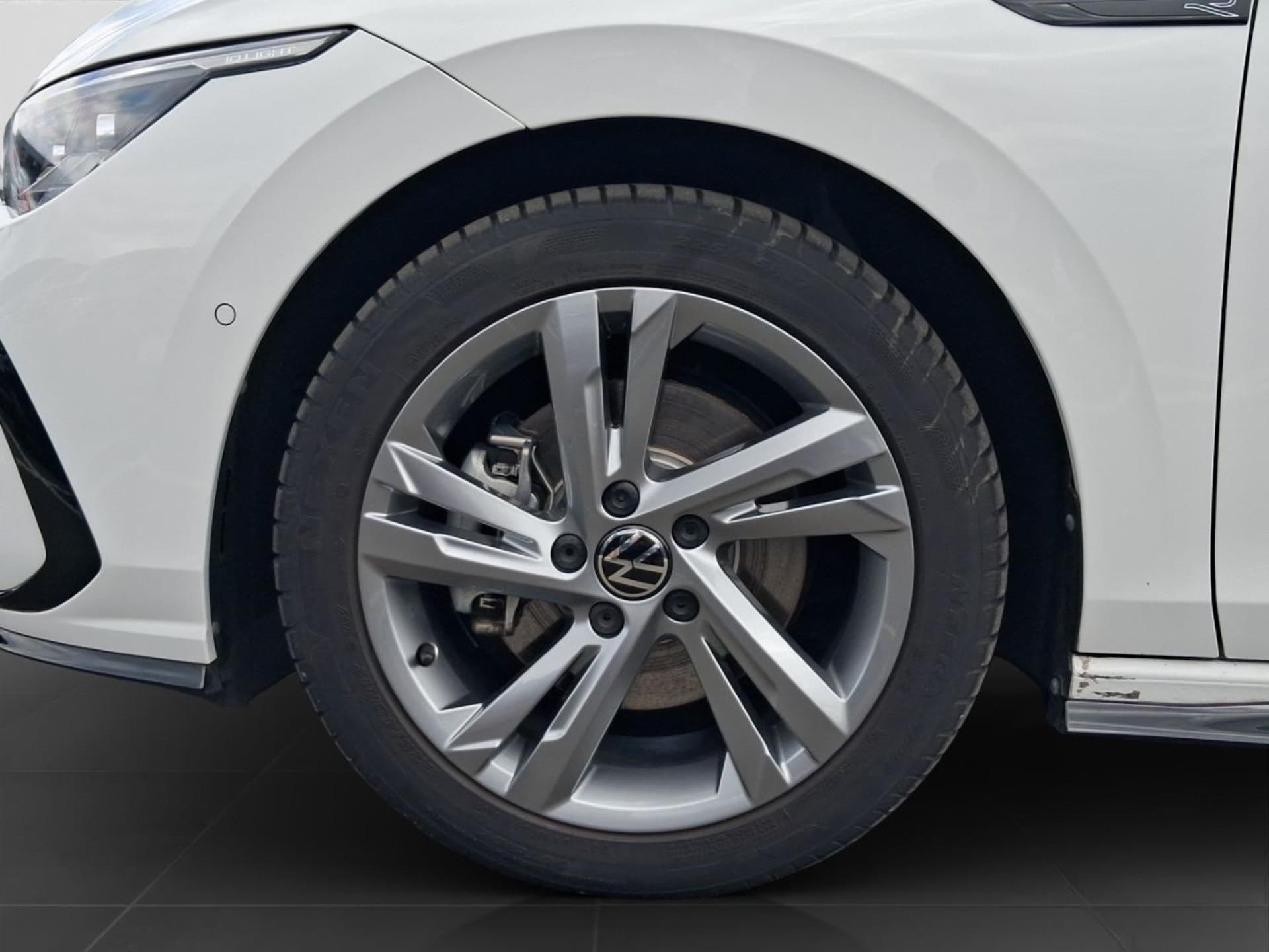 Volkswagen Golf Variant R-Line