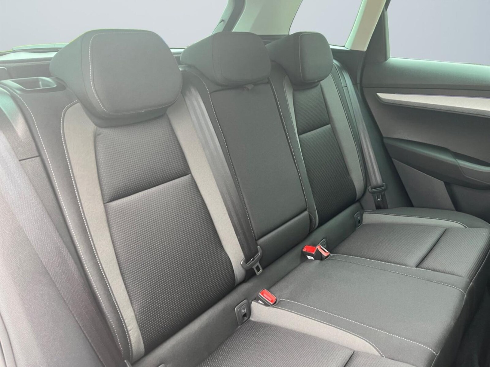 Škoda Karoq – Bild 11