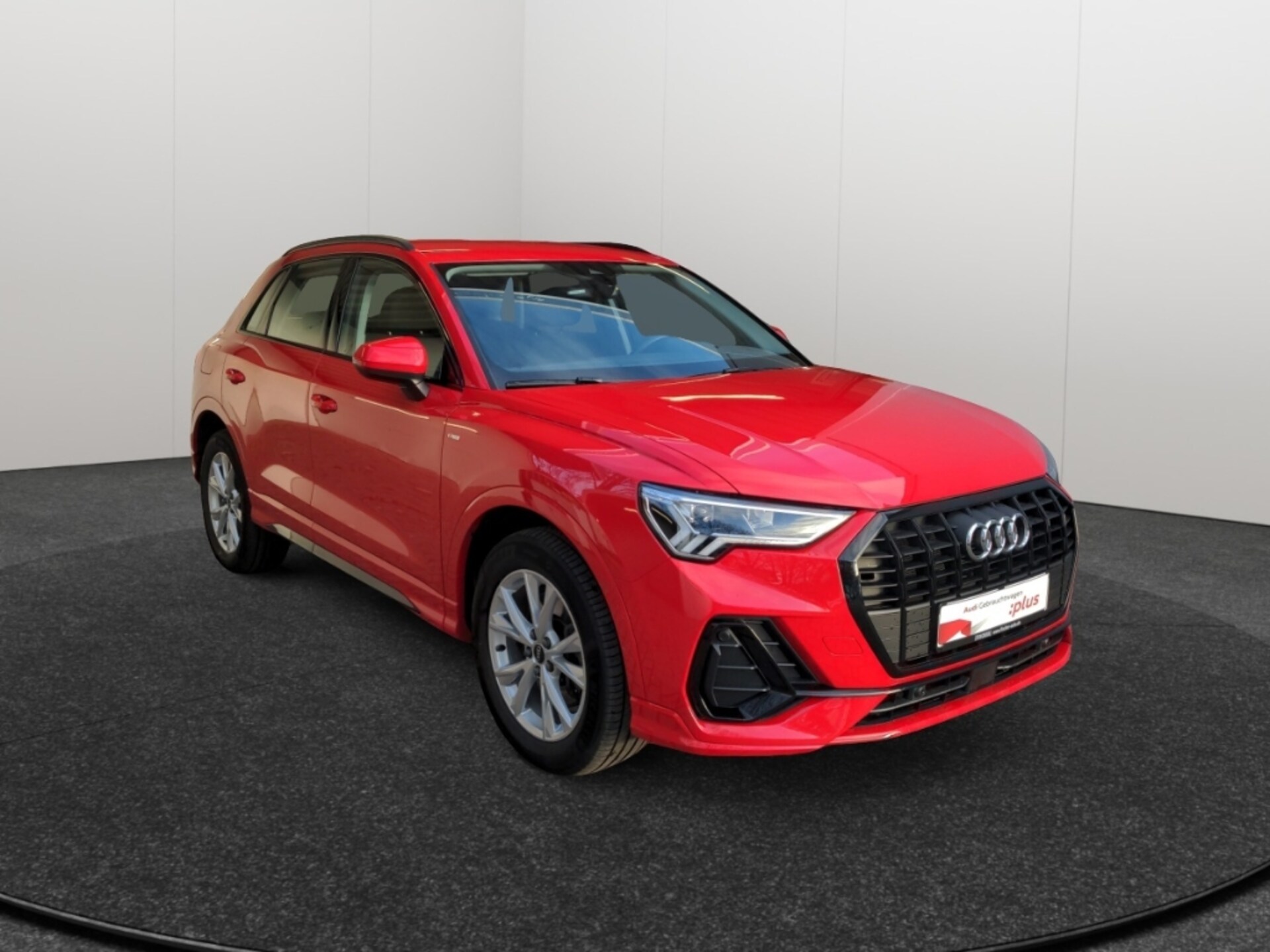 Audi Q3 TFSI e S line