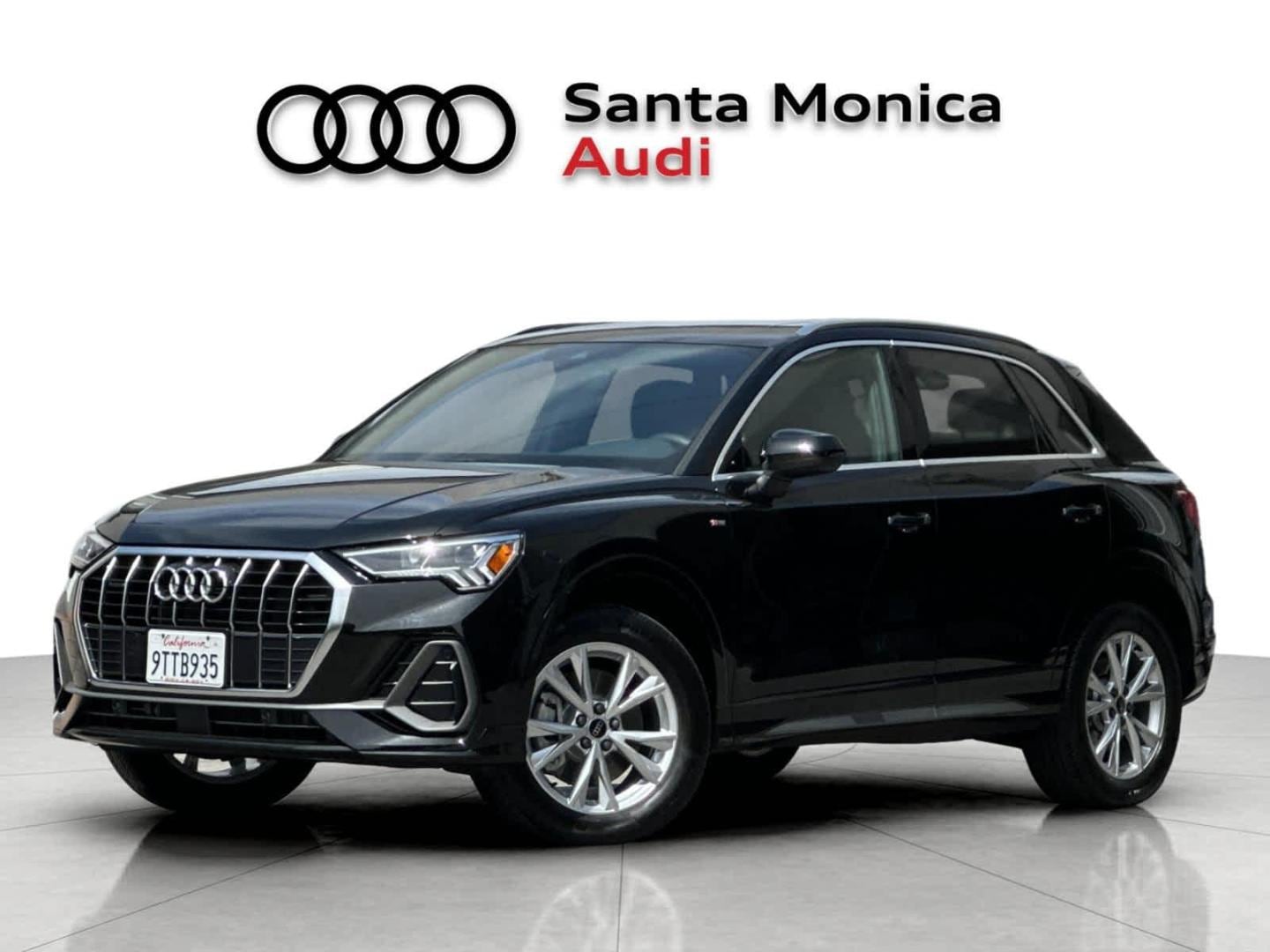 2025 Audi Q3 45 TFSI S Line Premium quattro's photo