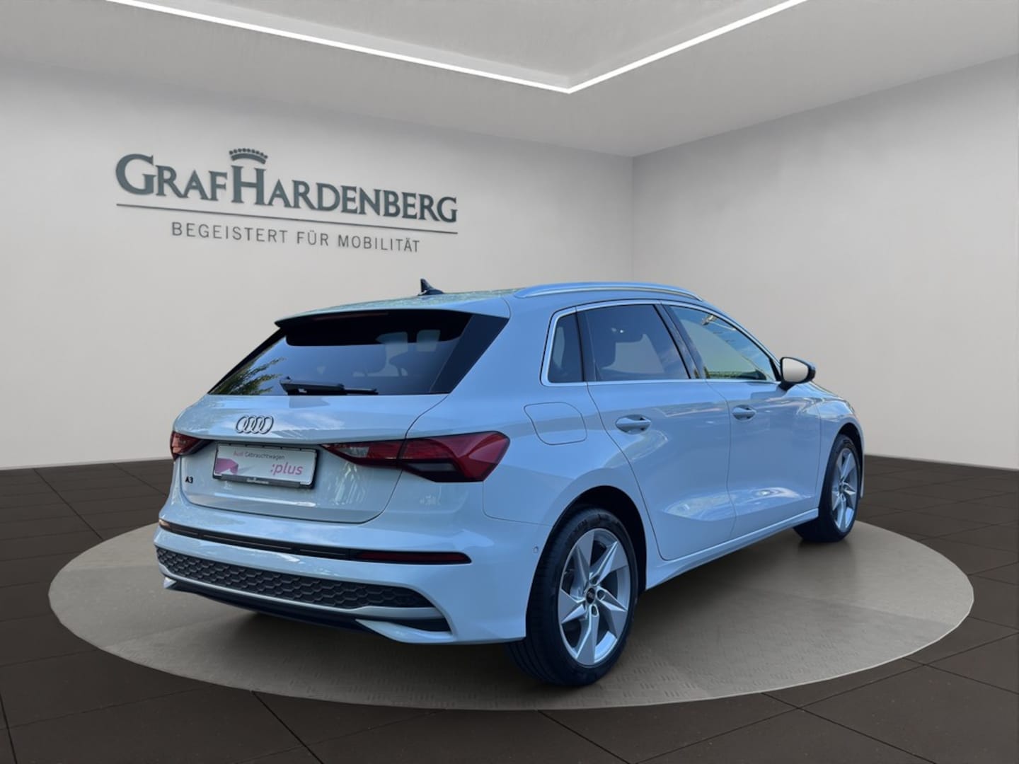 Bild über Audi A3 Sportback advanced 35 TFSI Schaltgetriebe - für weitere Informationen kontaktieren Sie den Audi Partner