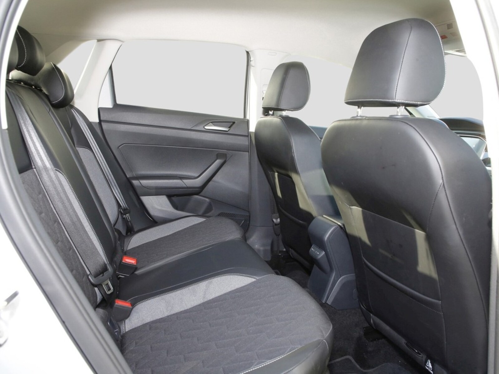 Volkswagen Polo – Bild 12
