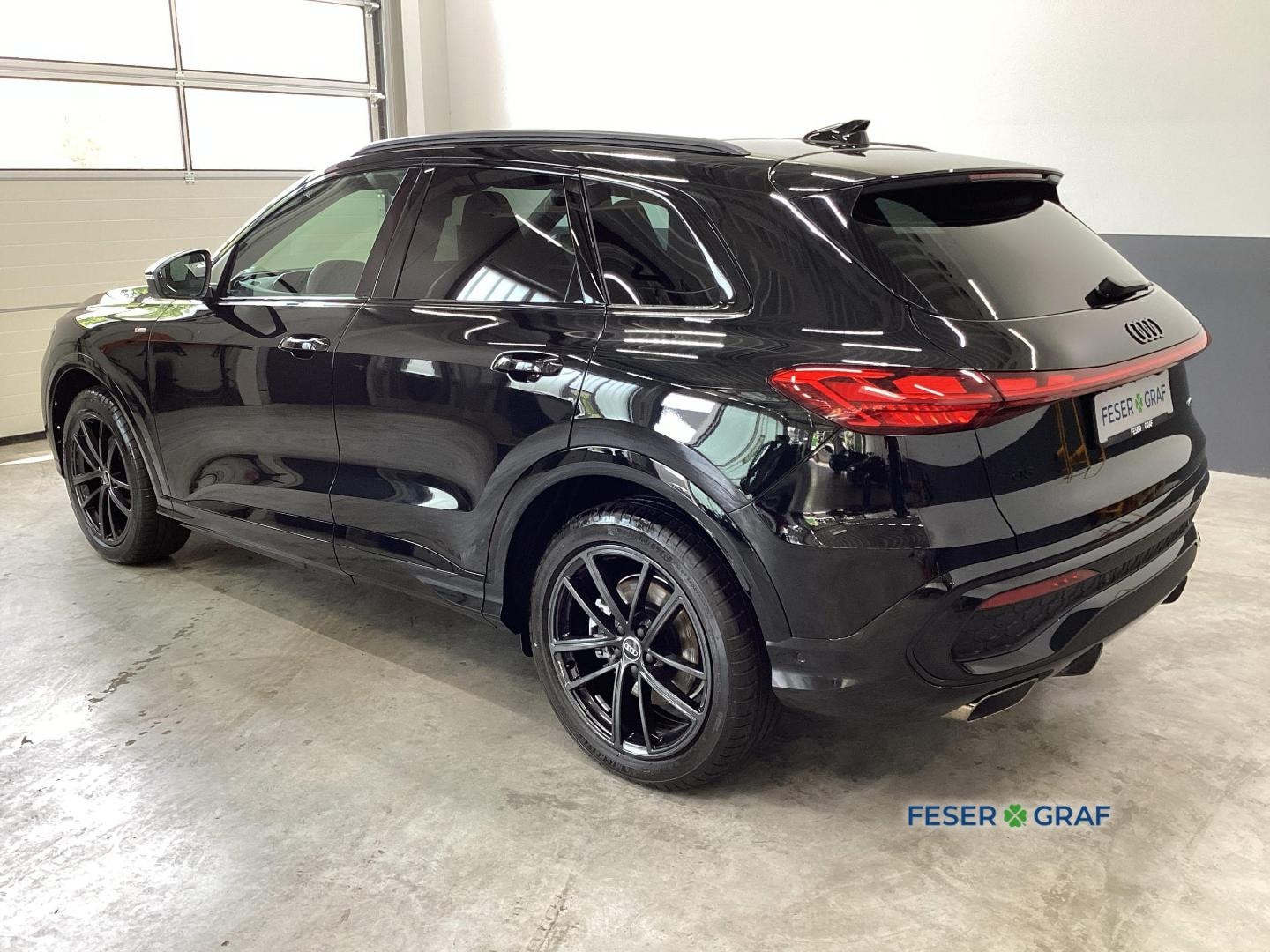 Bild über Audi Q5 SUV TFSI quattro 200 kW S tronic - für weitere Informationen kontaktieren Sie den Audi Partner
