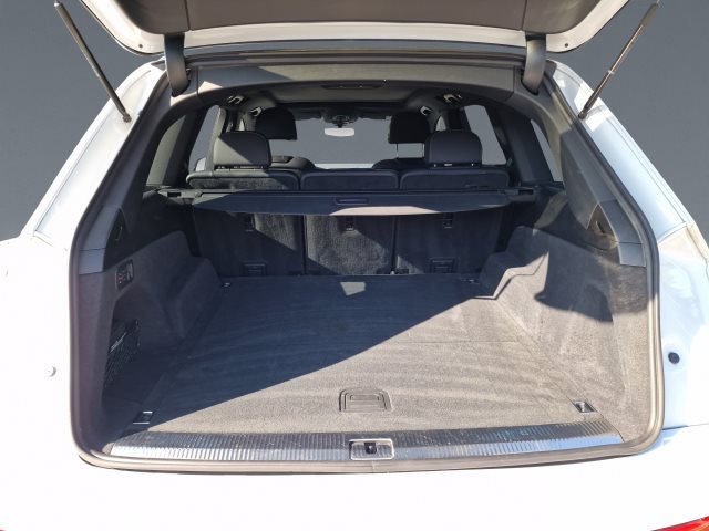 Image about Audi Q7 50 TDI quattro tiptronic