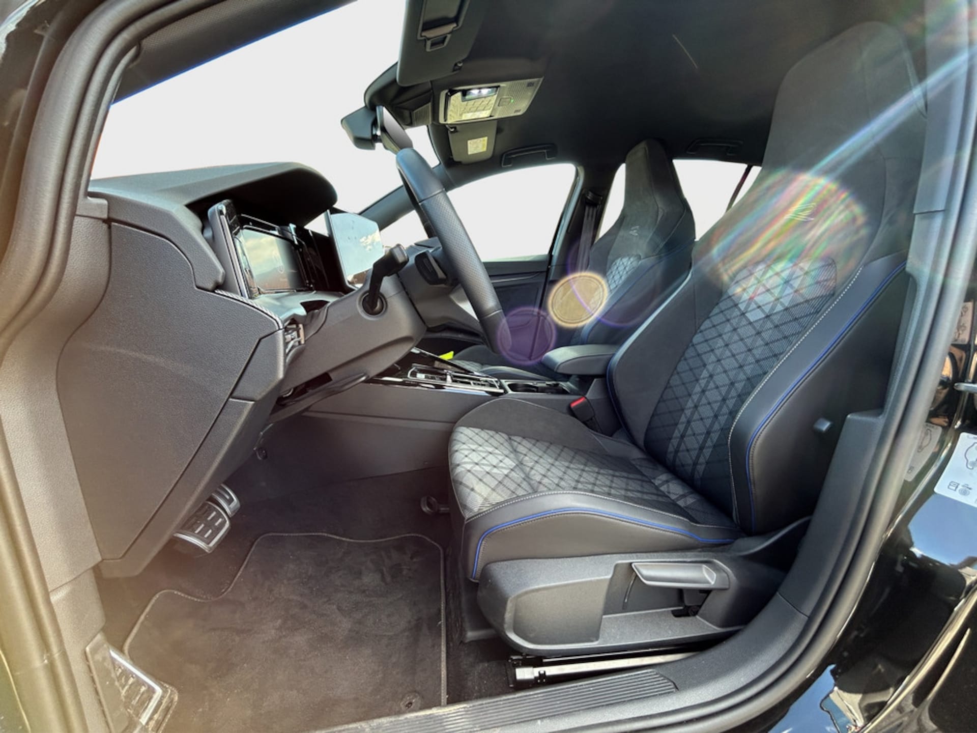 Volkswagen Golf R-Line