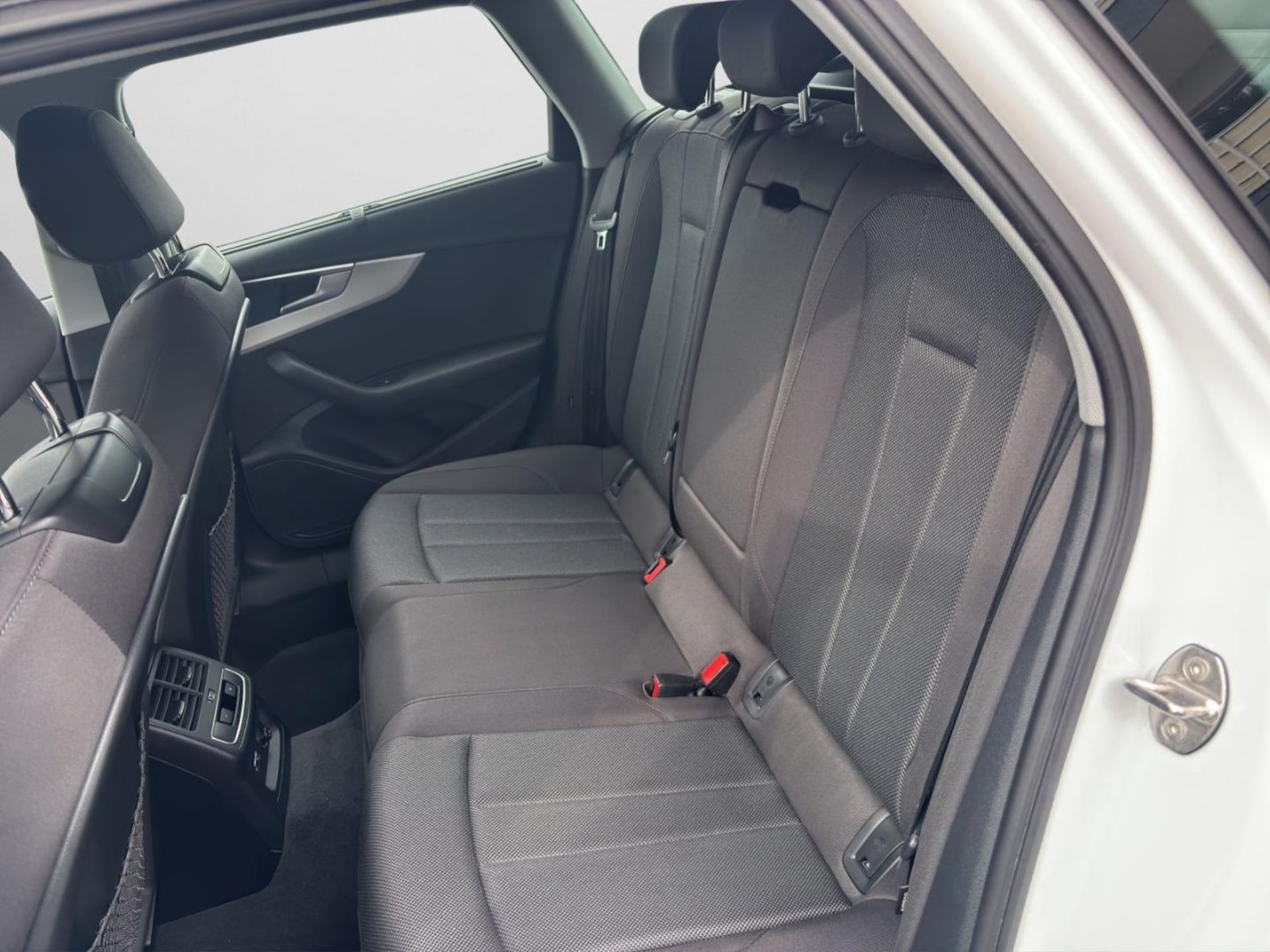 Audi A4 Avant Advanced